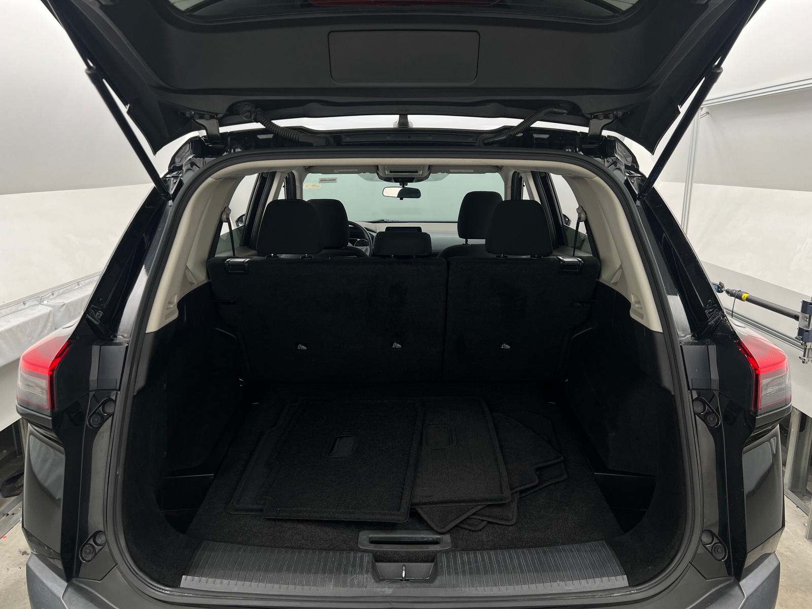 Thumbnail: 2023 Nissan Rogue - 7