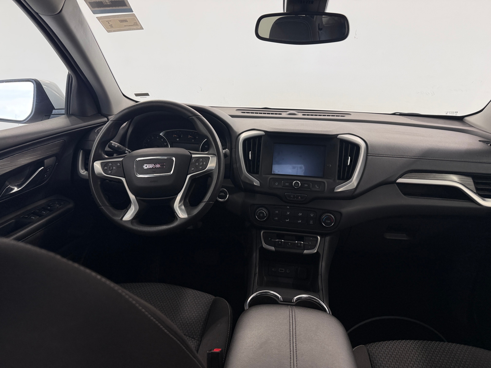 Thumbnail: 2024 GMC Terrain - 3