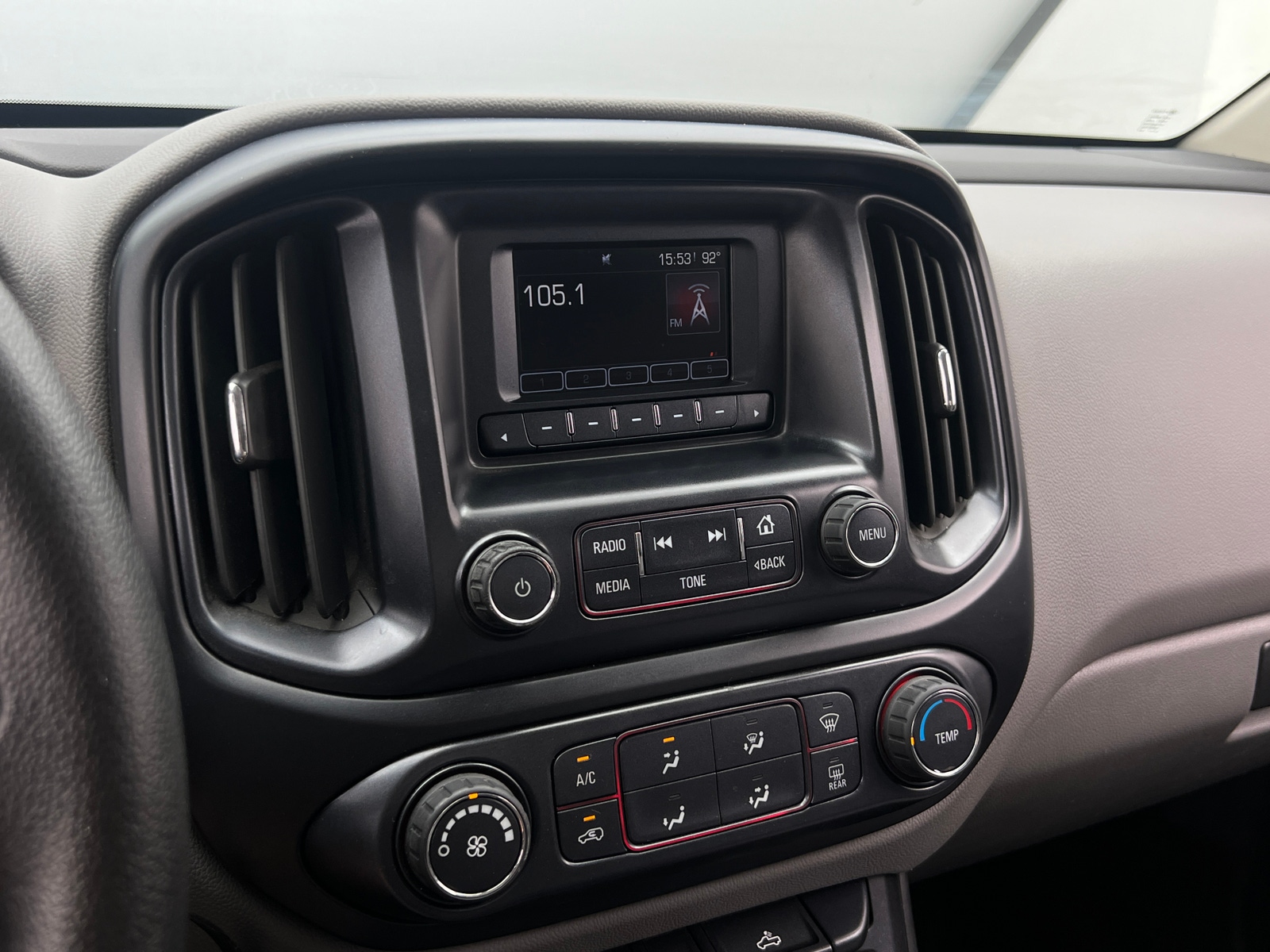 Thumbnail: 2016 GMC Canyon - 4