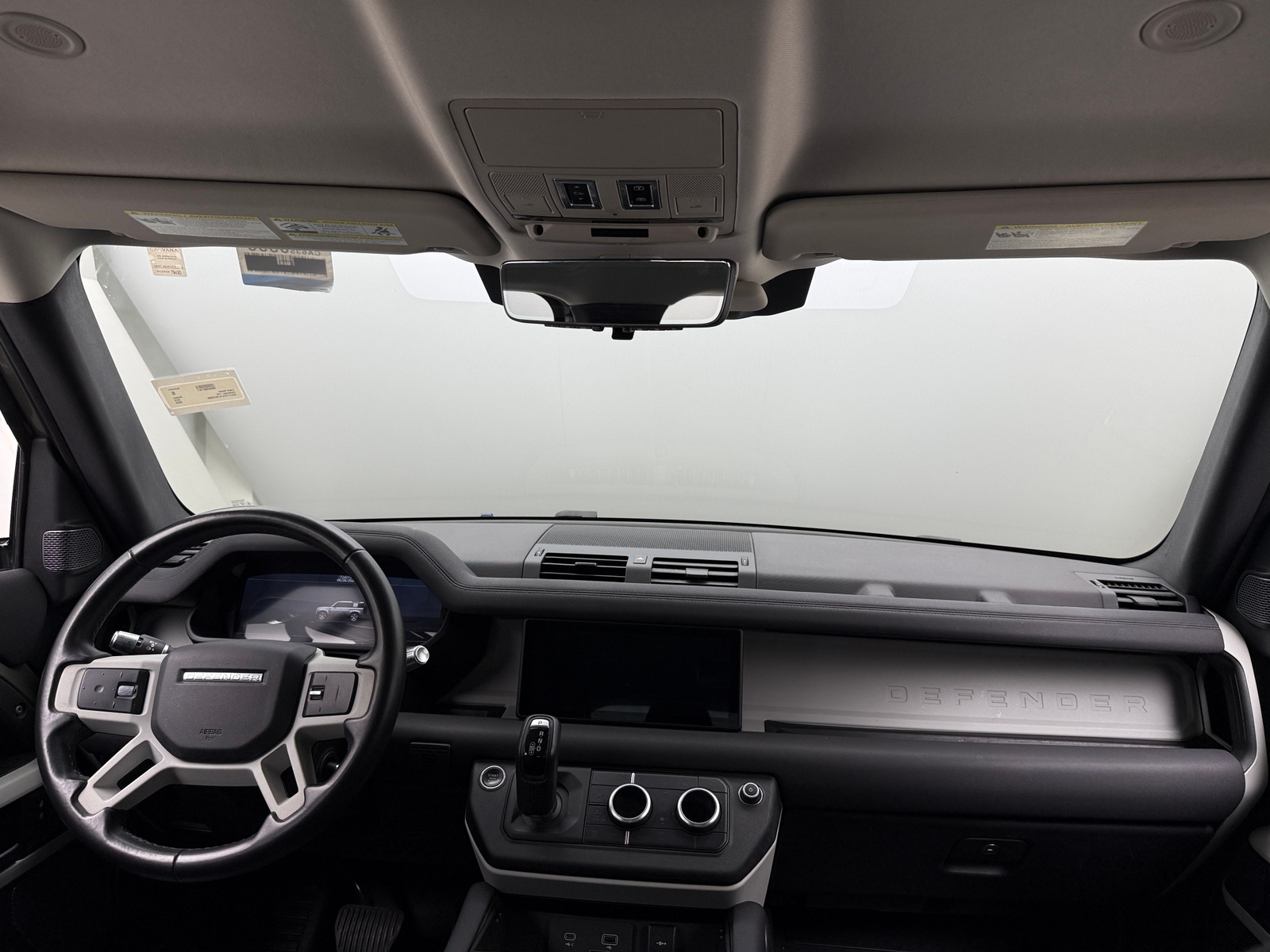Thumbnail: 2020 Land Rover Defender - 3