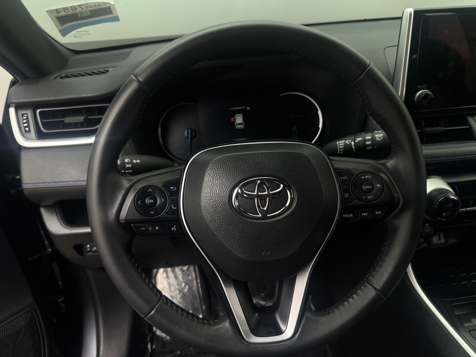 Thumbnail: 2023 Toyota RAV4 - 5