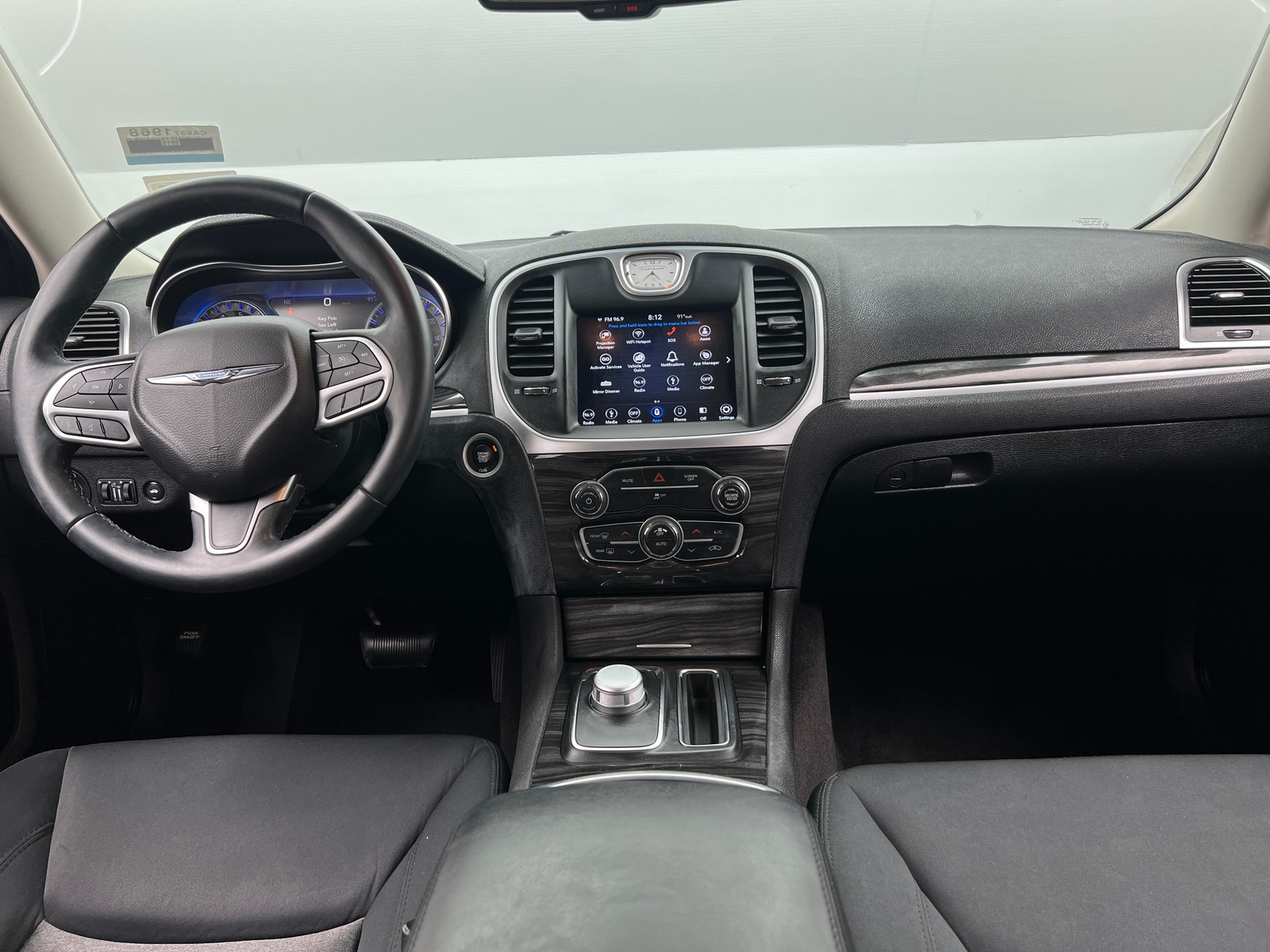 Thumbnail: 2019 Chrysler 300 - 3