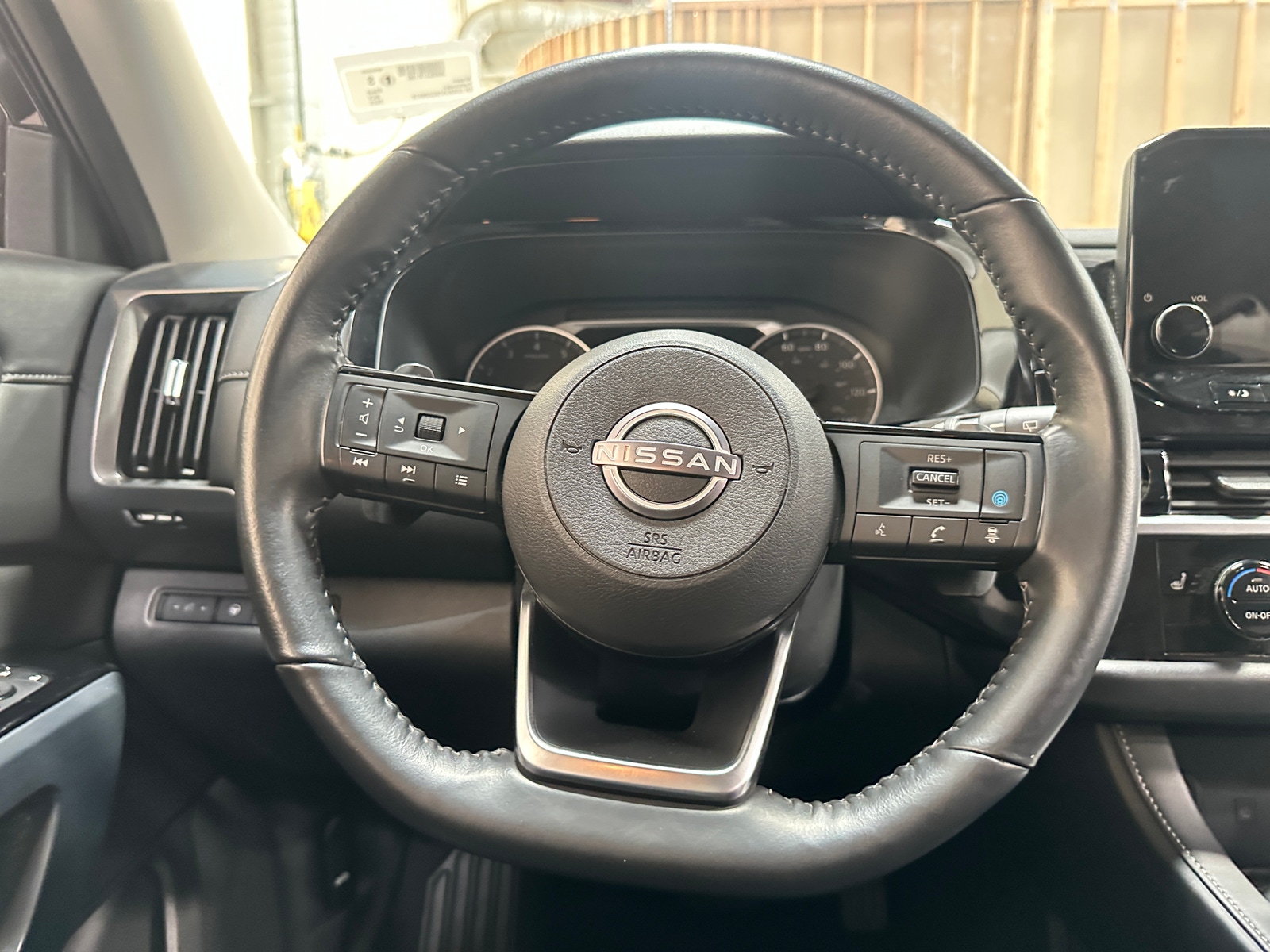 Thumbnail: 2025 Nissan Pathfinder - 4