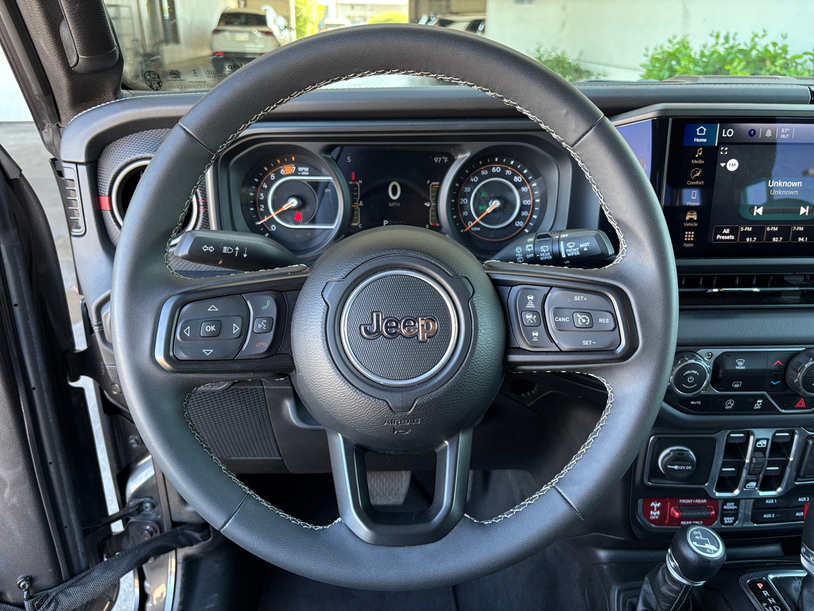 Thumbnail: 2025 Jeep Wrangler - 5