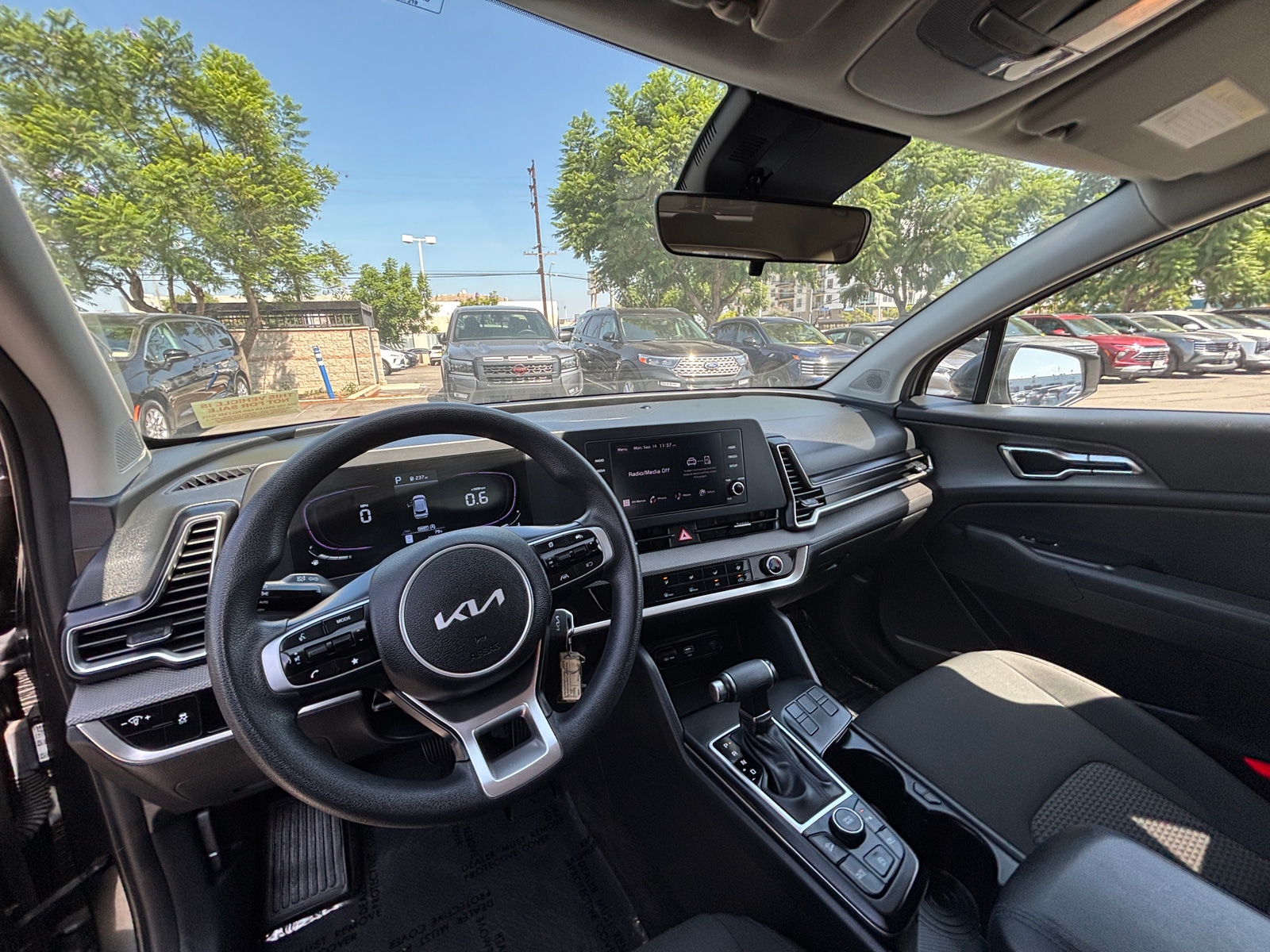 Thumbnail: 2025 Kia Sportage - 3
