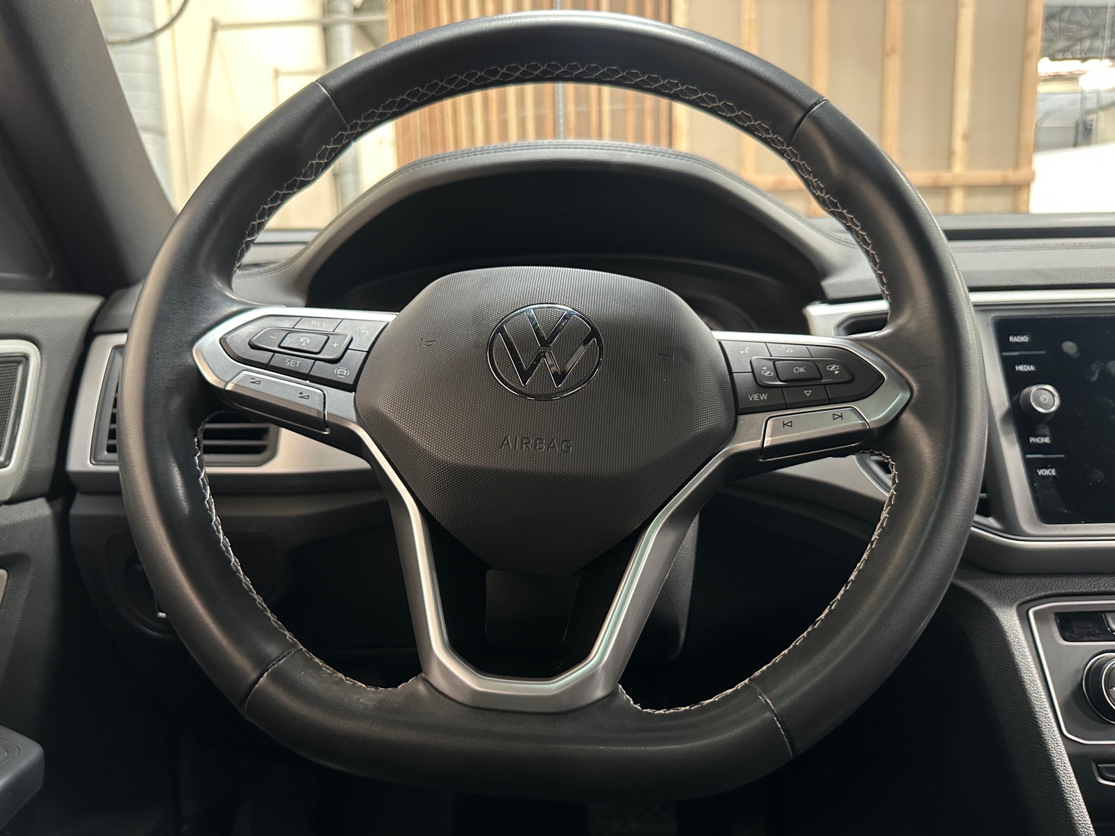Thumbnail: 2021 Volkswagen Atlas - 4