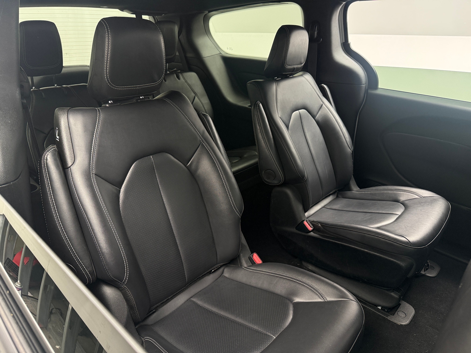Thumbnail: 2024 Chrysler Pacifica - 5