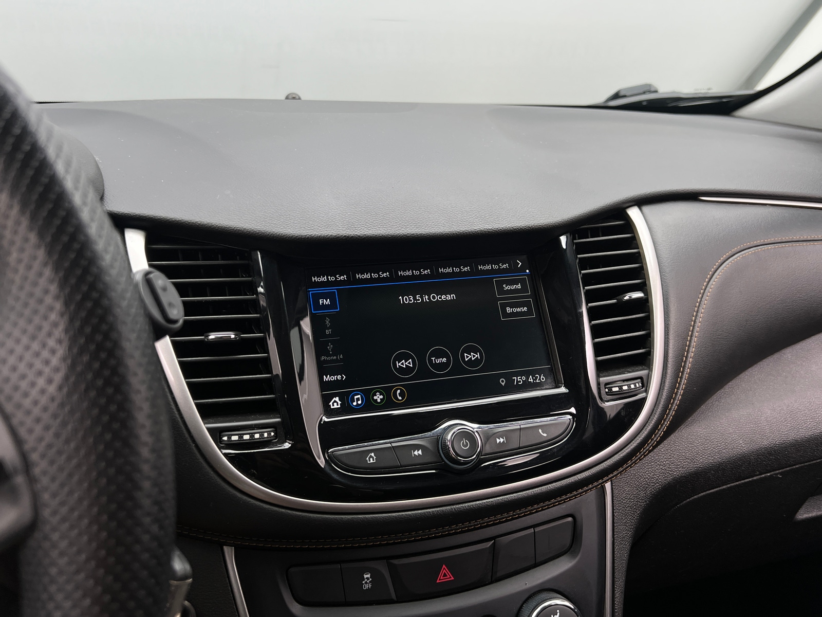 Thumbnail: 2019 Chevrolet Trax - 4