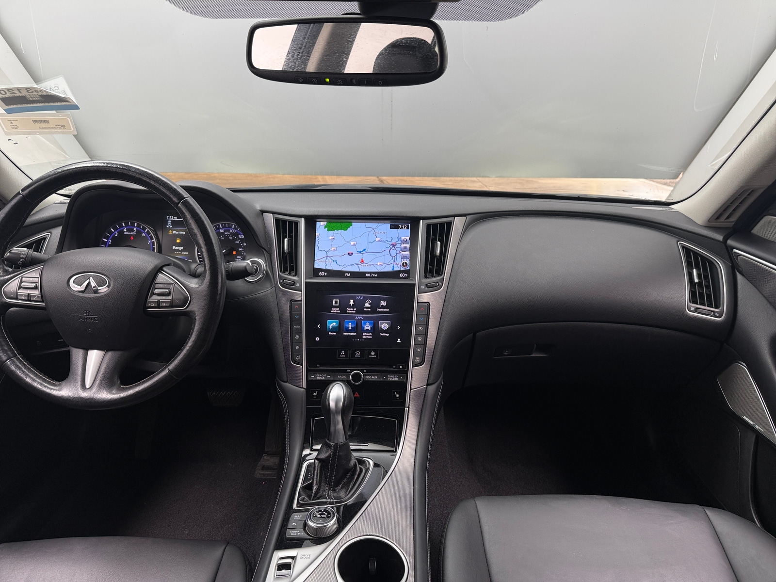 Thumbnail: 2017 INFINITI Q50 - 2