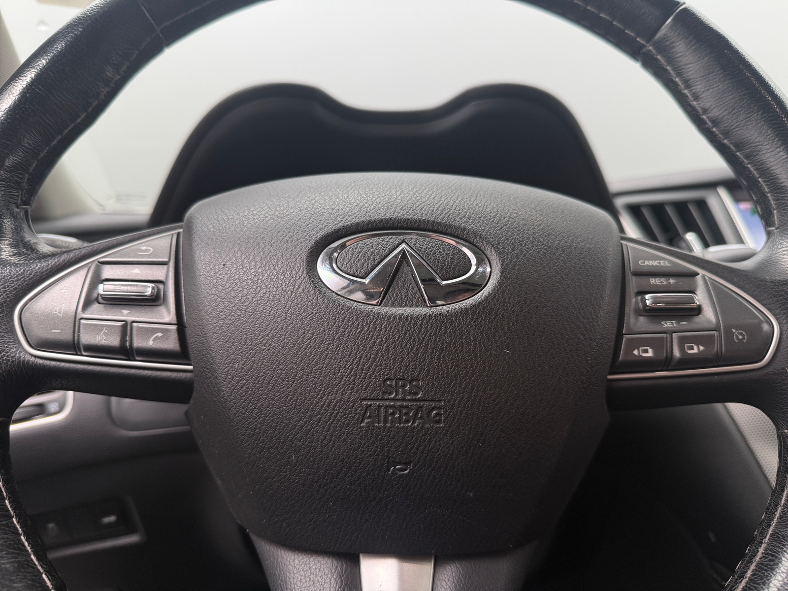 Thumbnail: 2017 INFINITI Q50 - 4
