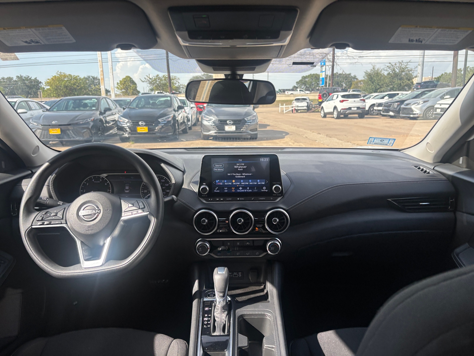 Thumbnail: 2025 Nissan Sentra - 3