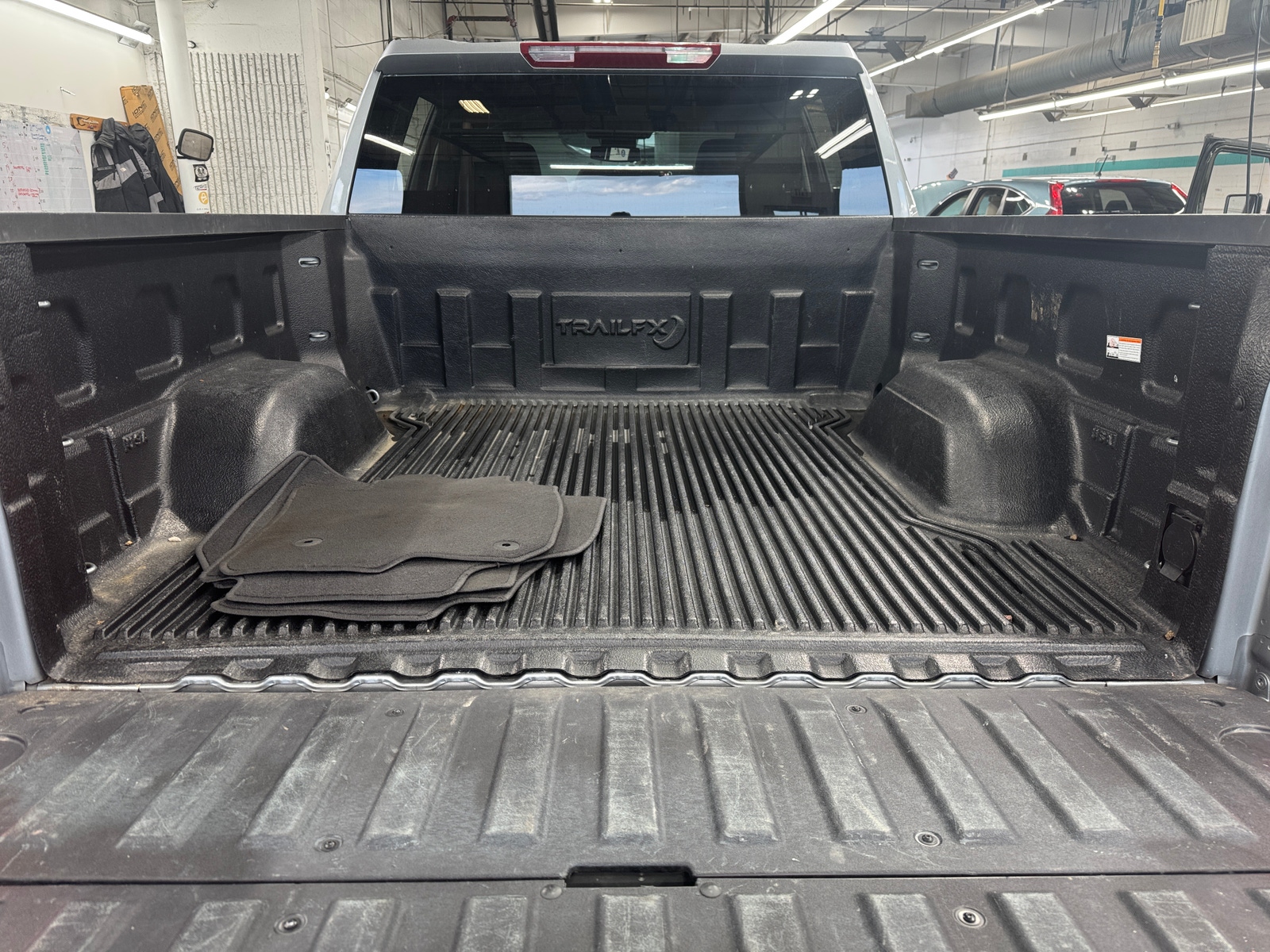 Thumbnail: 2025 GMC Sierra 1500 - 6