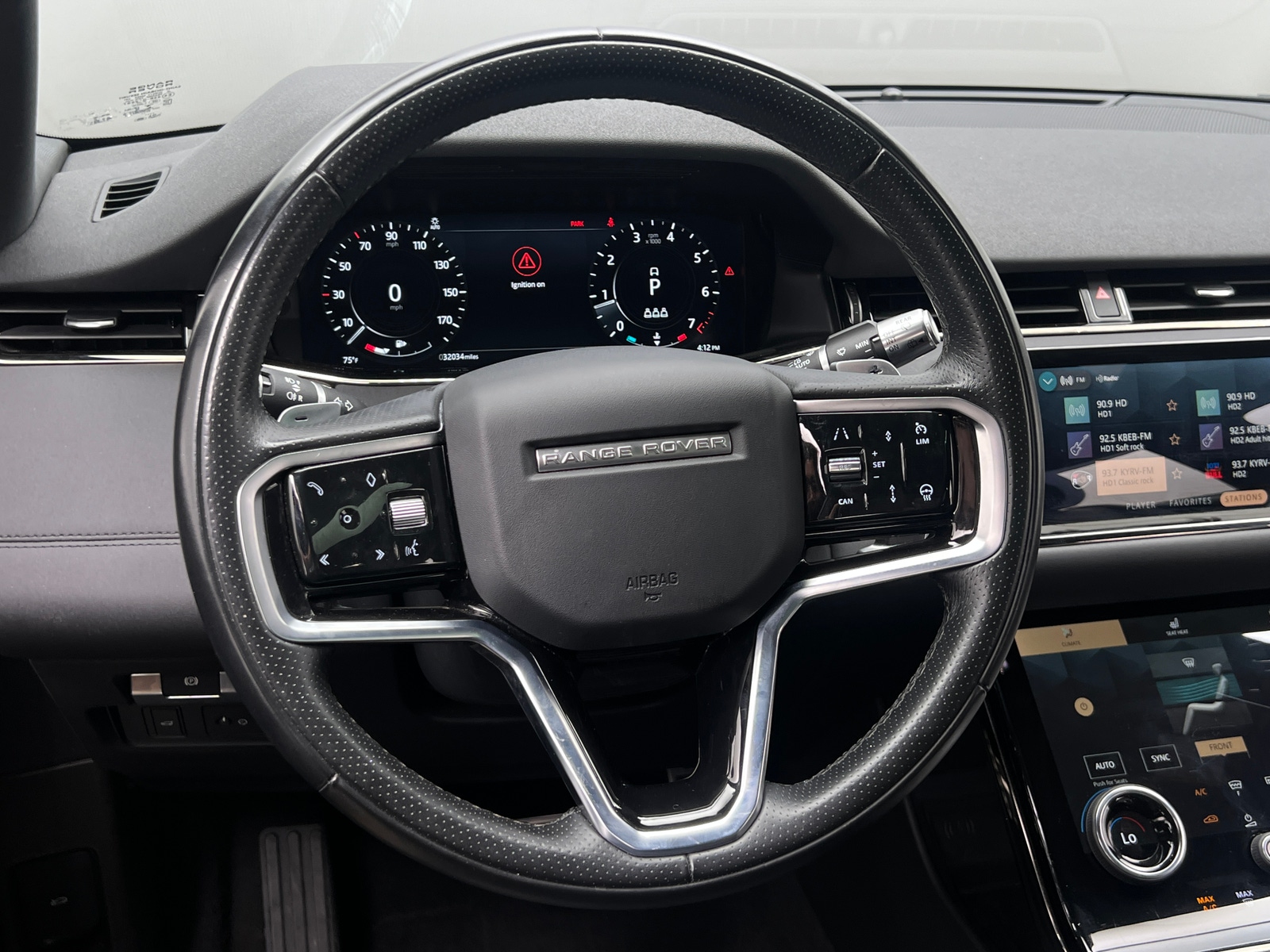 Thumbnail: 2022 Land Rover Range Rover Evoque - 4