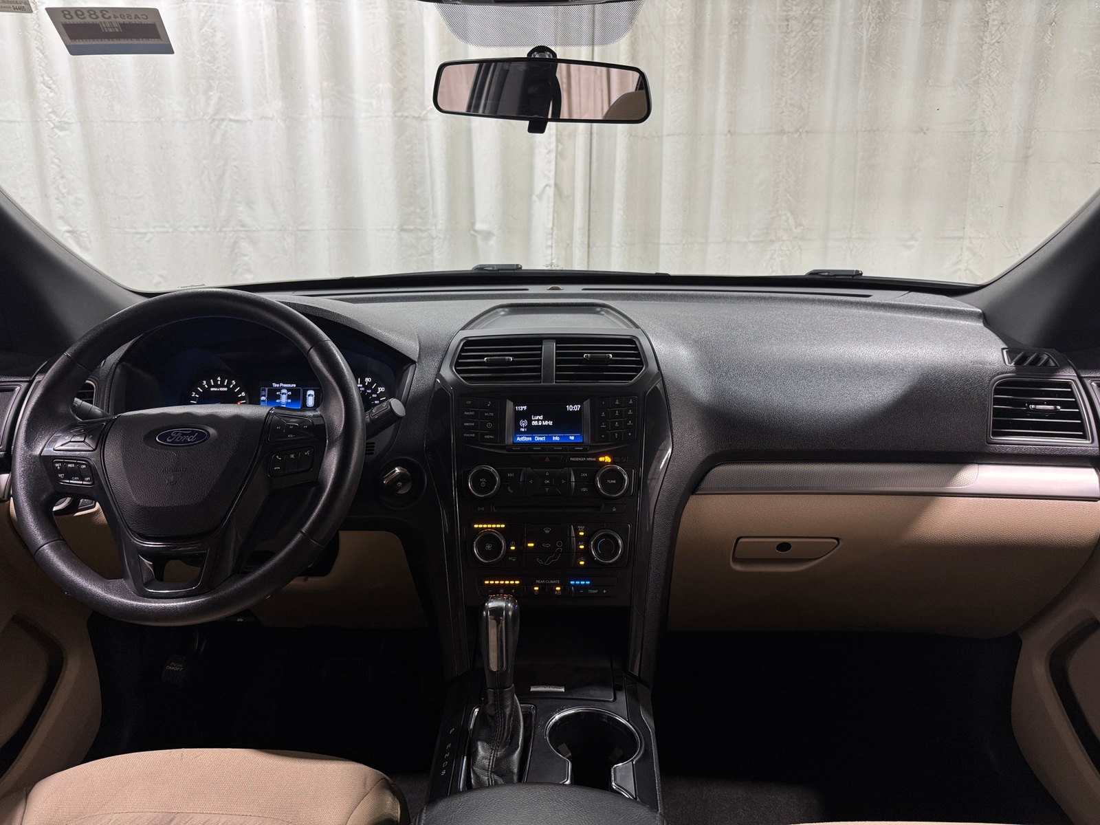 Thumbnail: 2017 Ford Explorer - 3