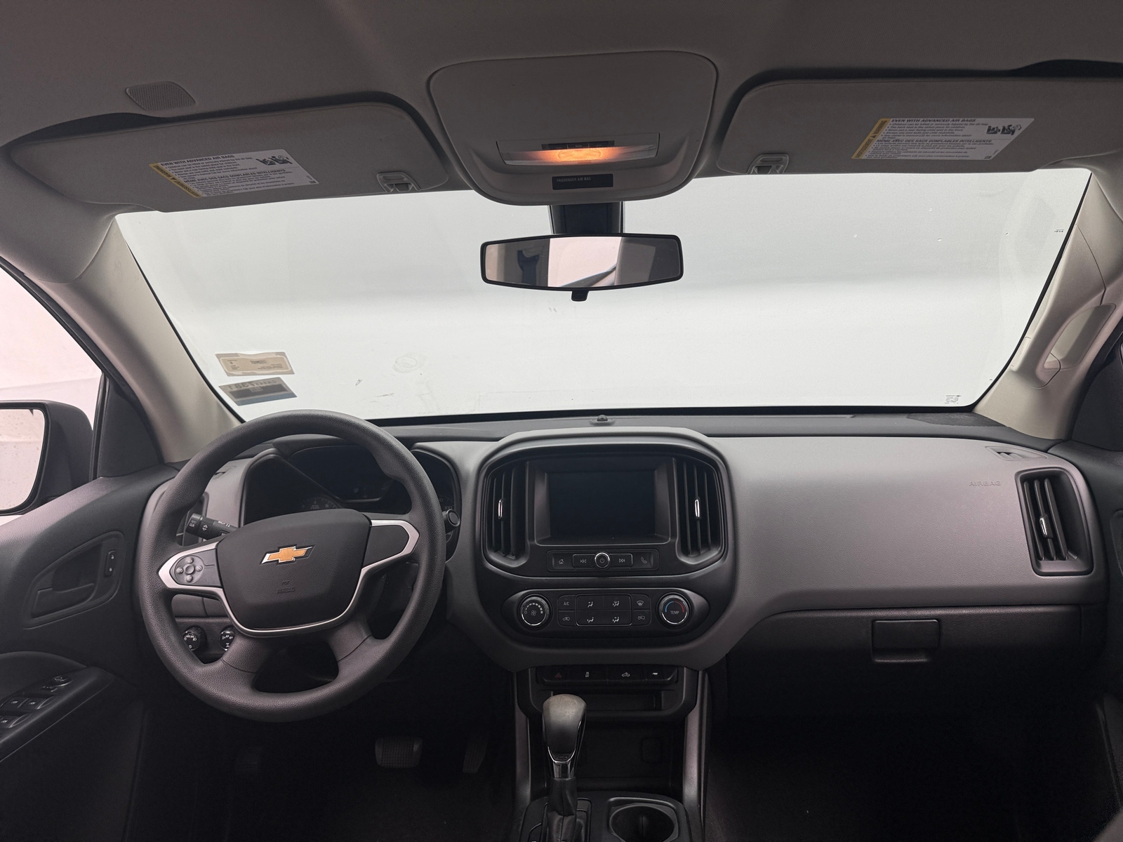 Thumbnail: 2022 Chevrolet Colorado - 3