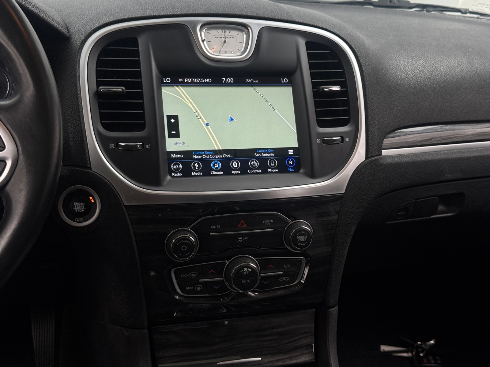 Thumbnail: 2019 Chrysler 300 - 3