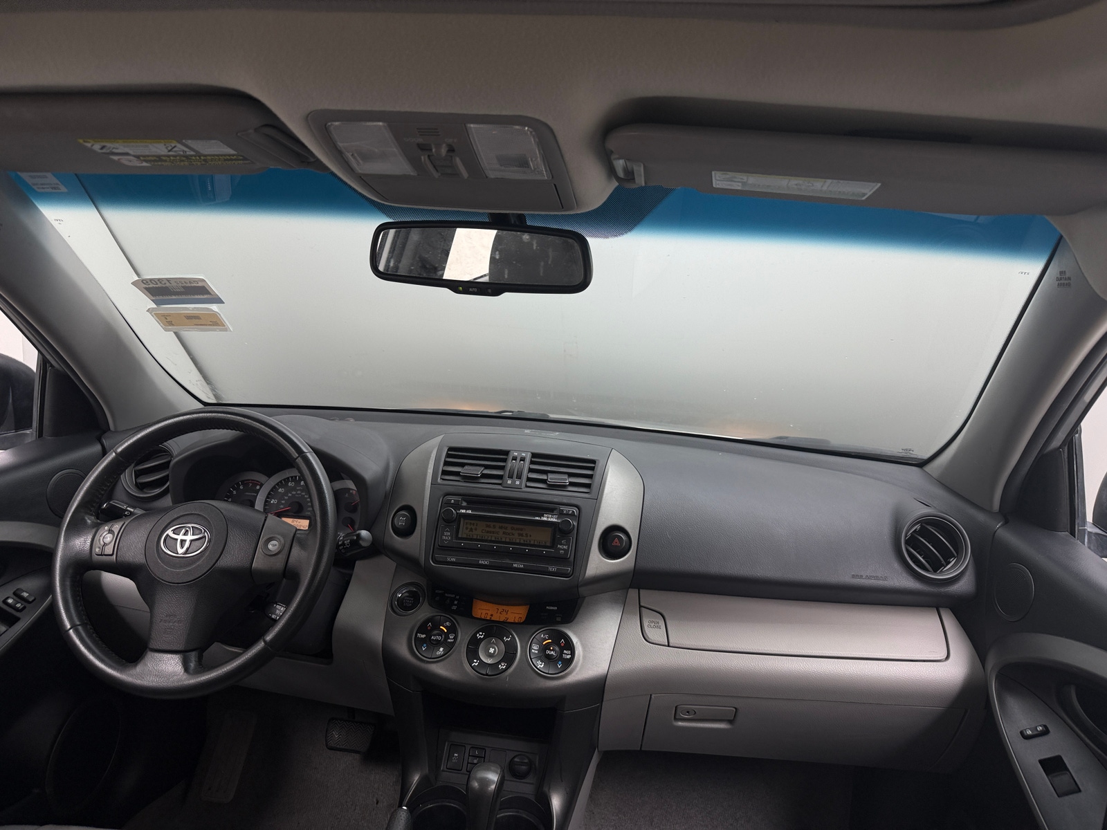 Thumbnail: 2012 Toyota RAV4 - 3