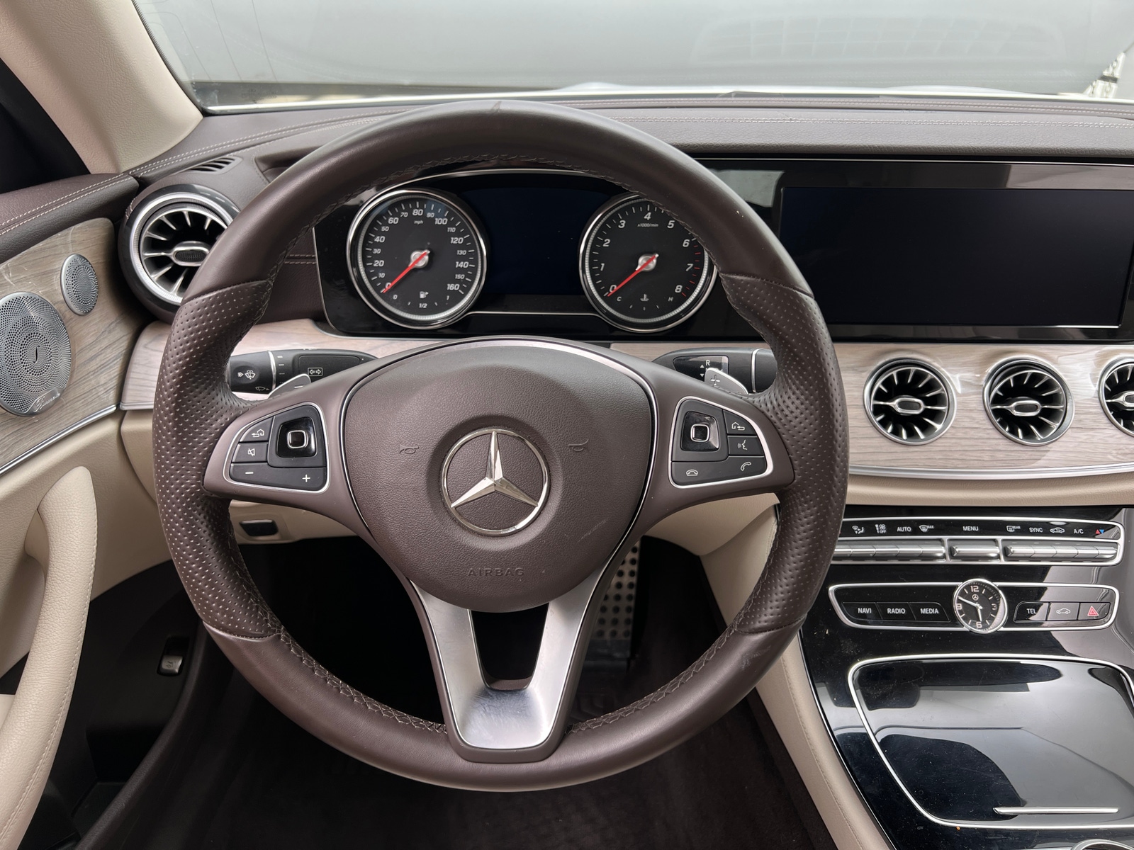 Thumbnail: 2018 Mercedes-Benz E-Class - 4