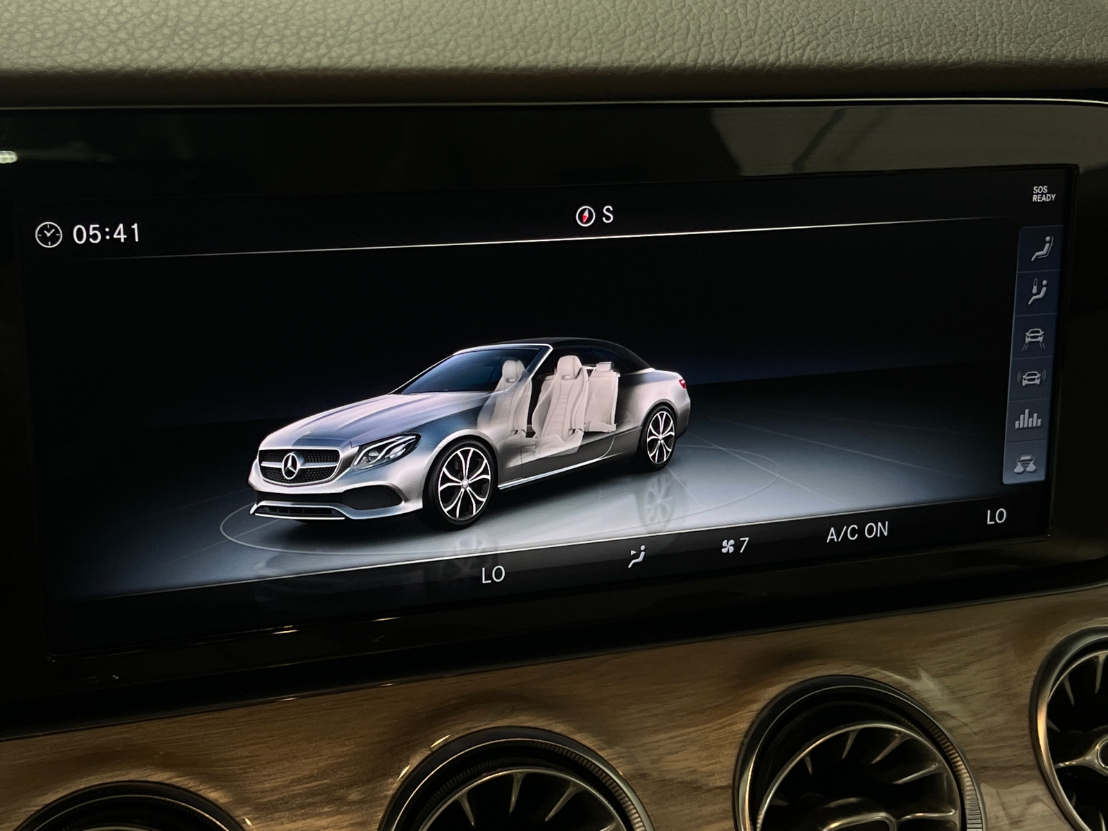 Thumbnail: 2018 Mercedes-Benz E-Class - 3