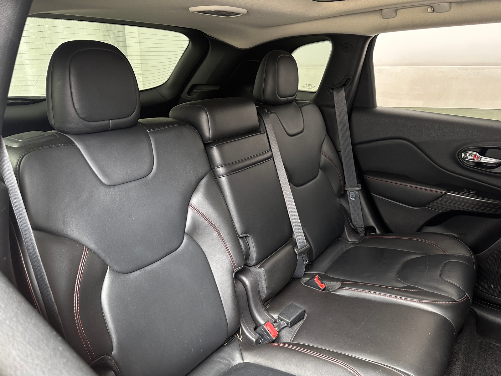 Thumbnail: 2015 Jeep Cherokee - 5