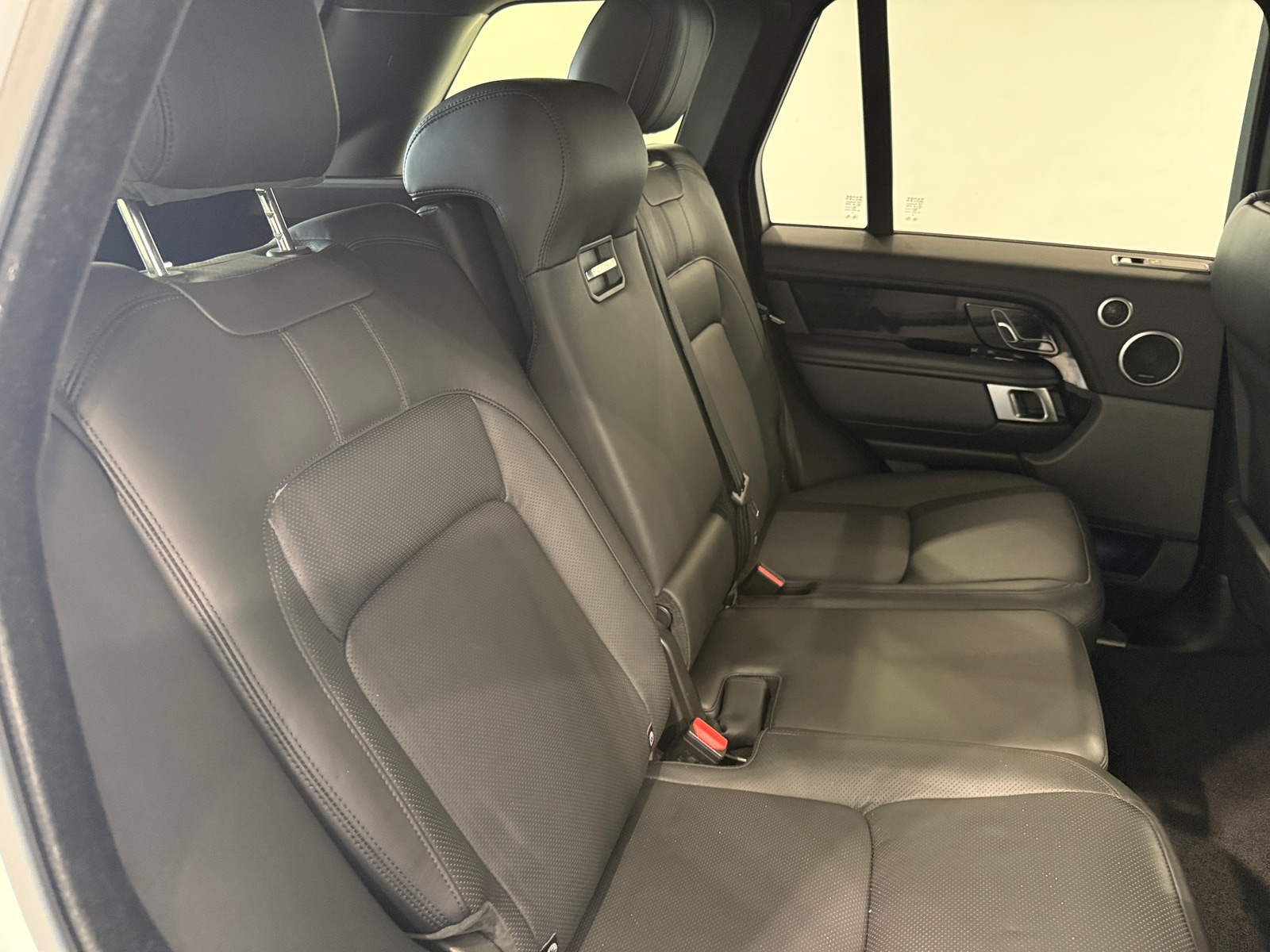 Thumbnail: 2022 Land Rover Range Rover - 5