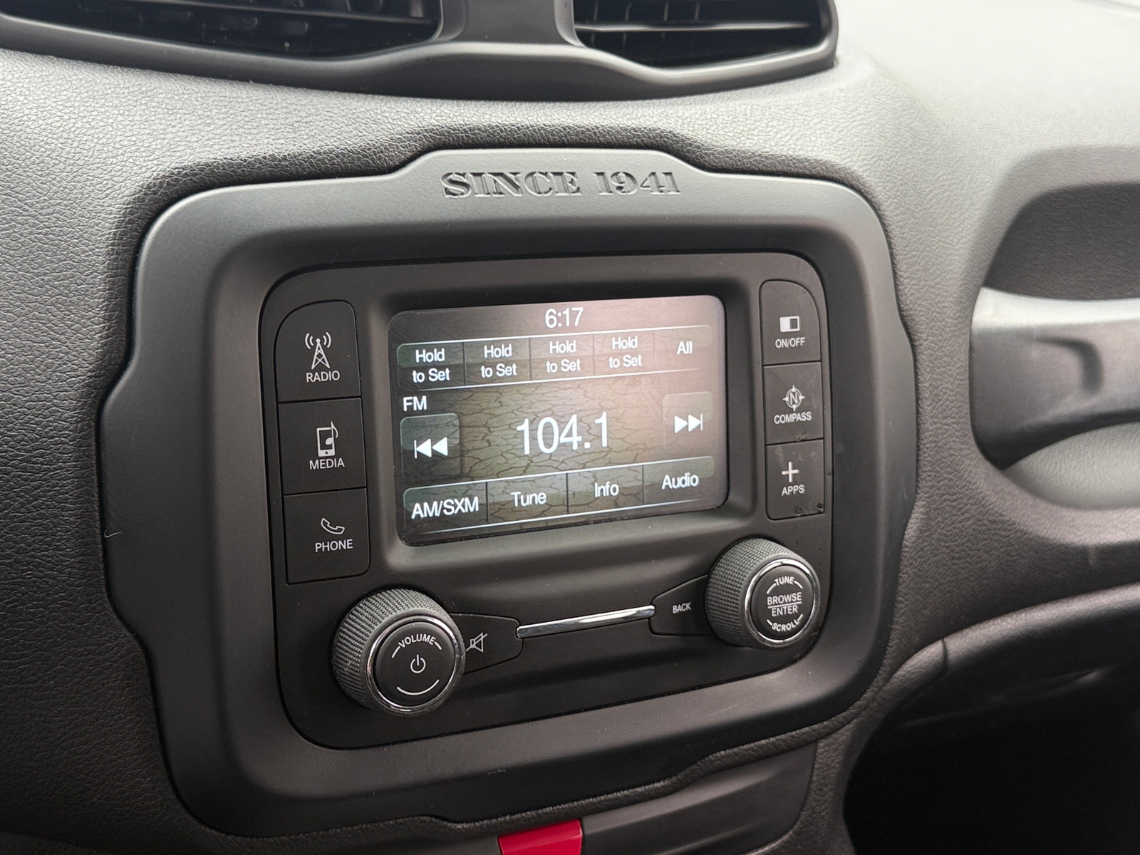 Thumbnail: 2017 Jeep Renegade - 4