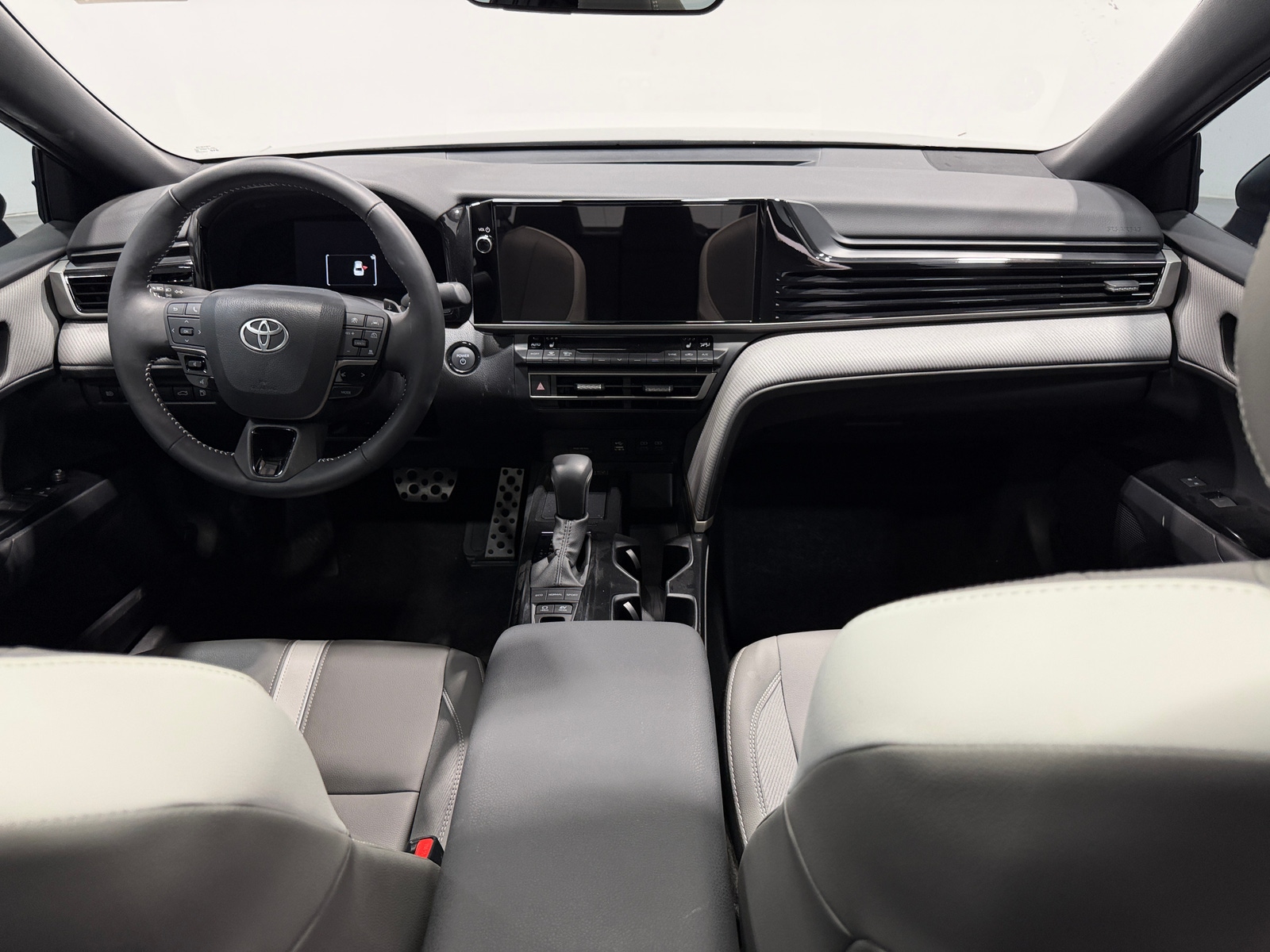 Thumbnail: 2025 Toyota Camry - 3