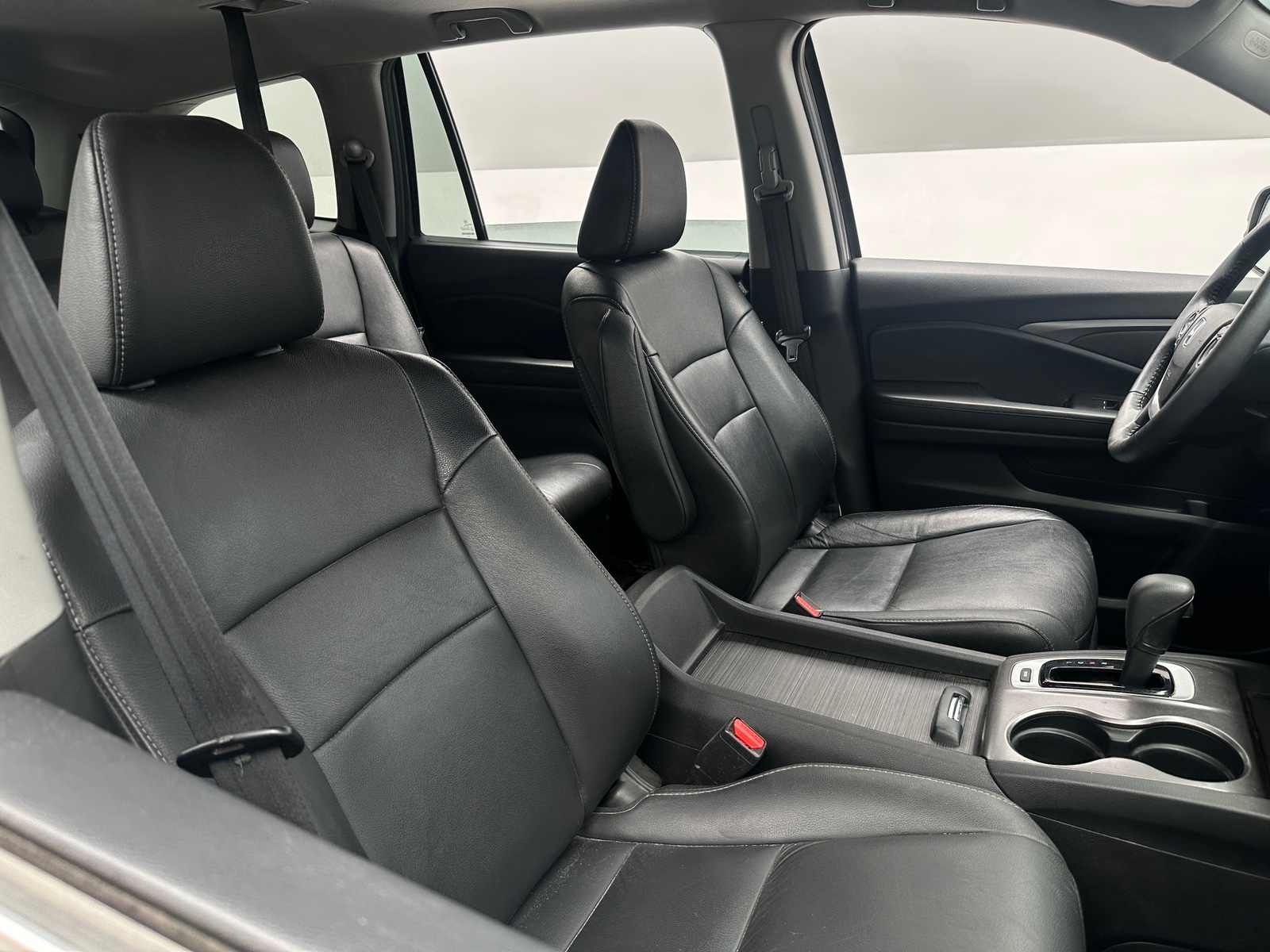 Thumbnail: 2017 Honda Pilot - 2