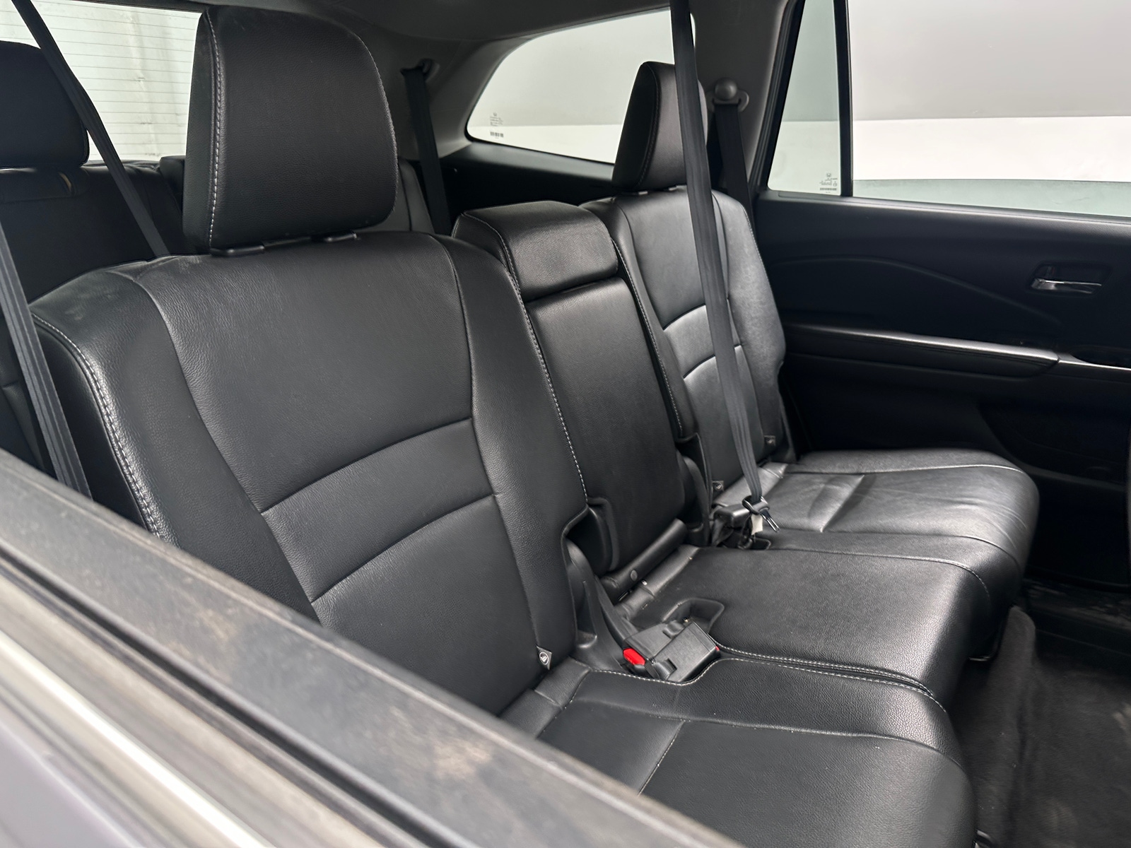 Thumbnail: 2017 Honda Pilot - 6