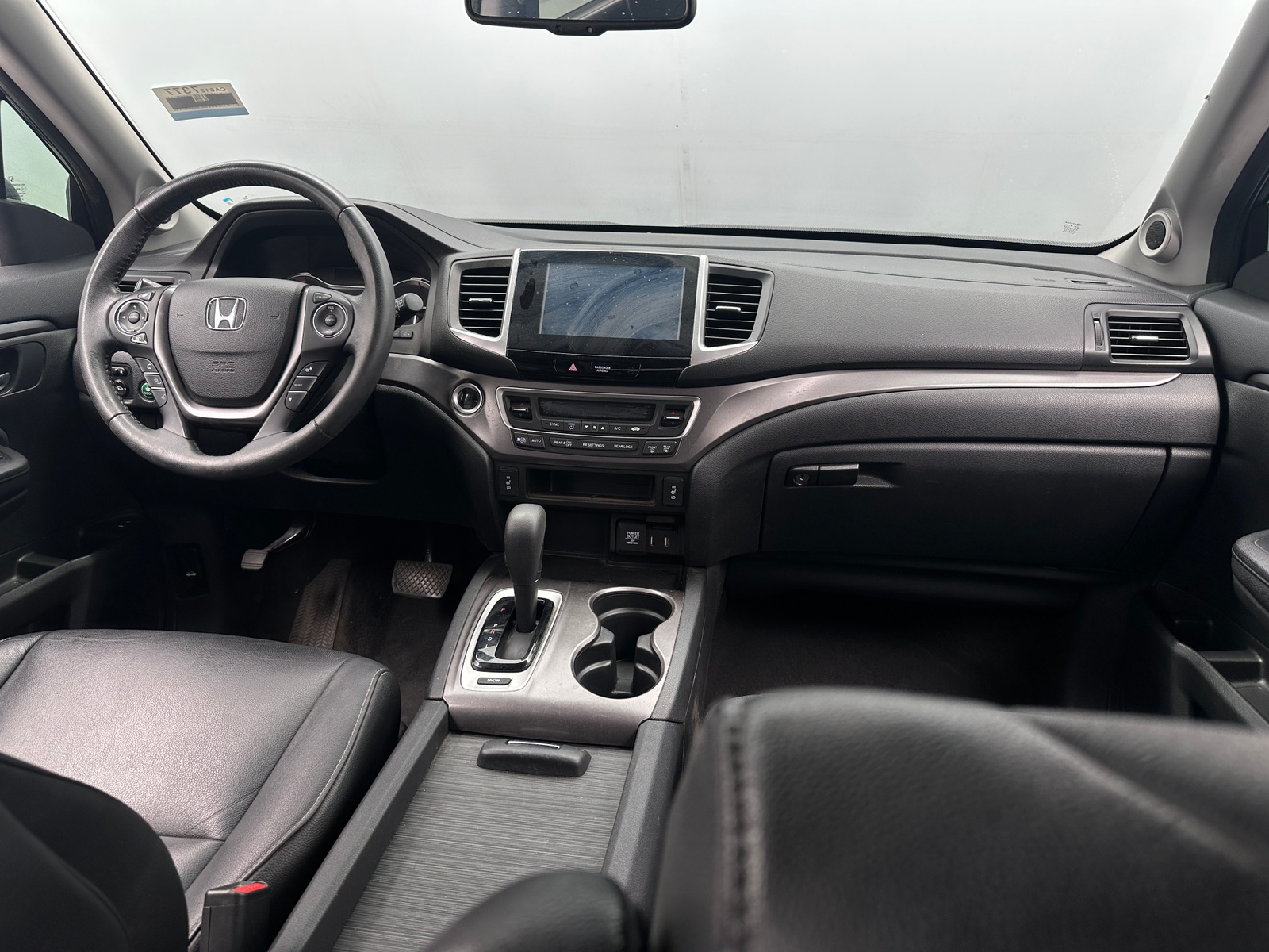 Thumbnail: 2017 Honda Pilot - 3