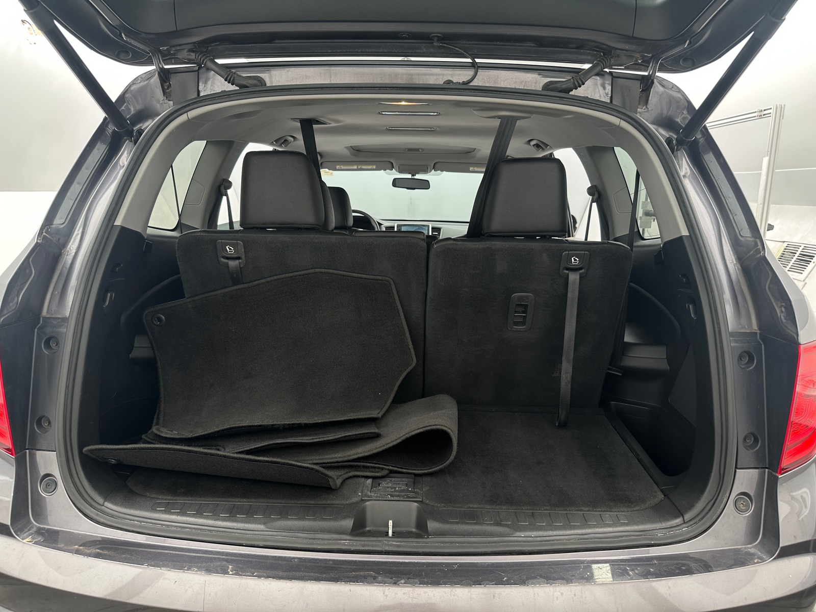 Thumbnail: 2017 Honda Pilot - 7