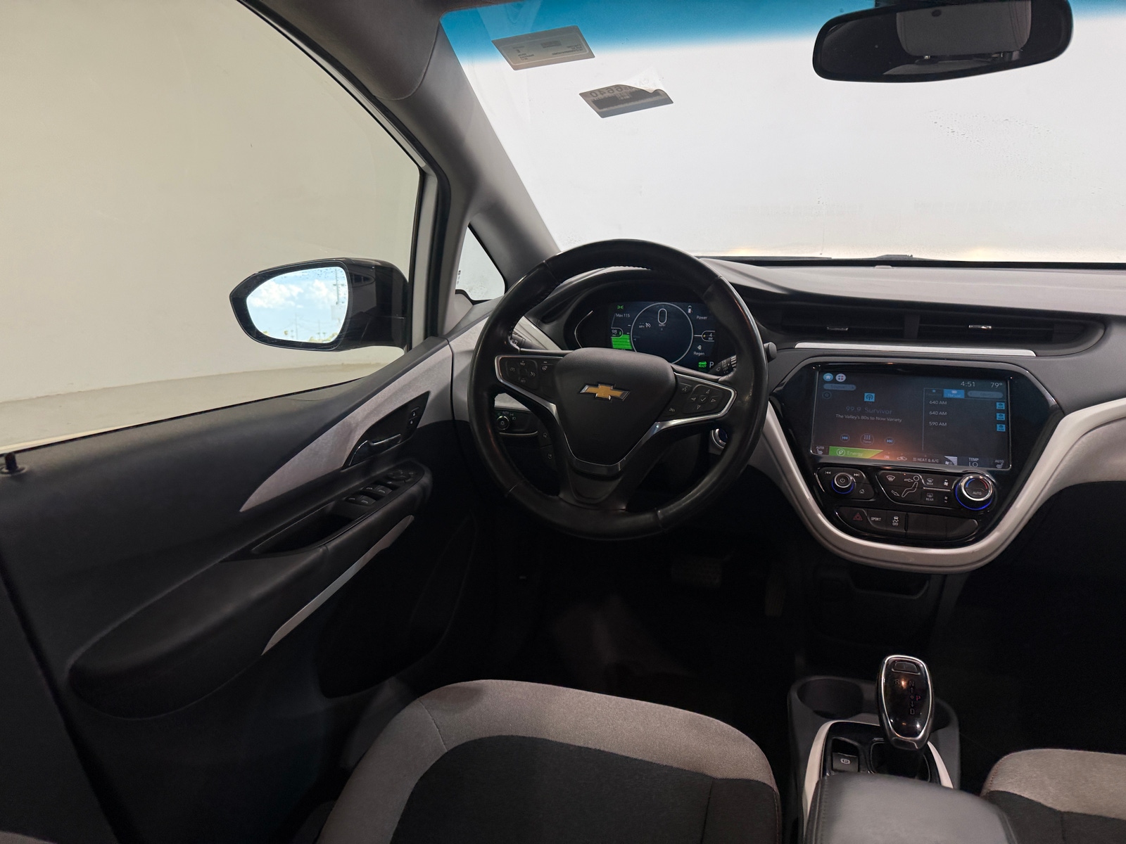 Thumbnail: 2017 Chevrolet Bolt EV - 5