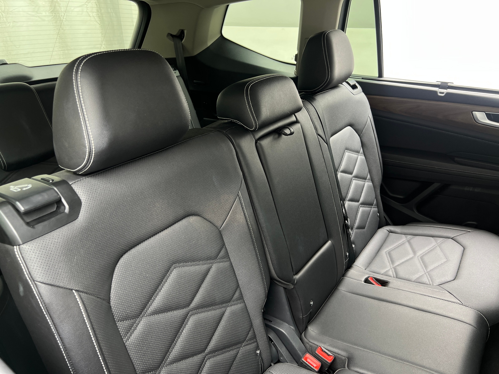Thumbnail: 2026 Volkswagen Atlas - 6