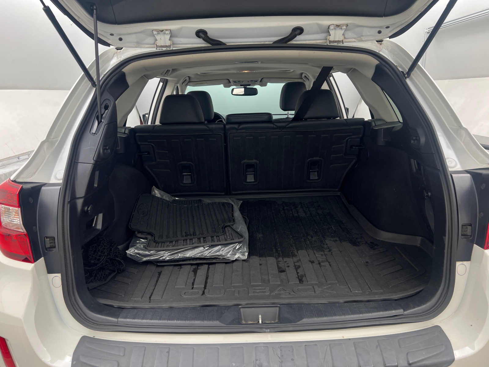 Thumbnail: 2016 Subaru Outback - 6