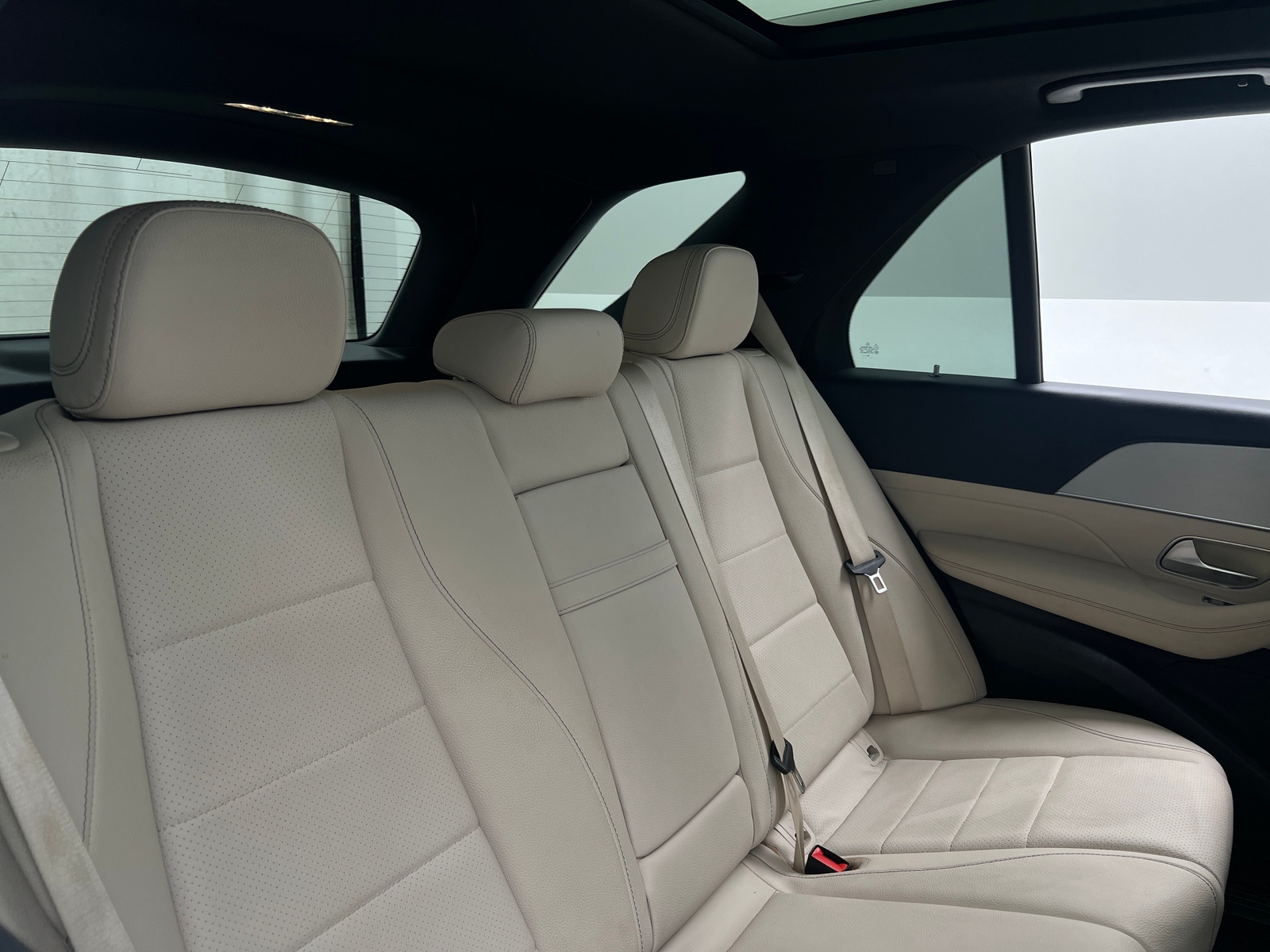 Thumbnail: 2026 Mercedes-Benz GLE - 5