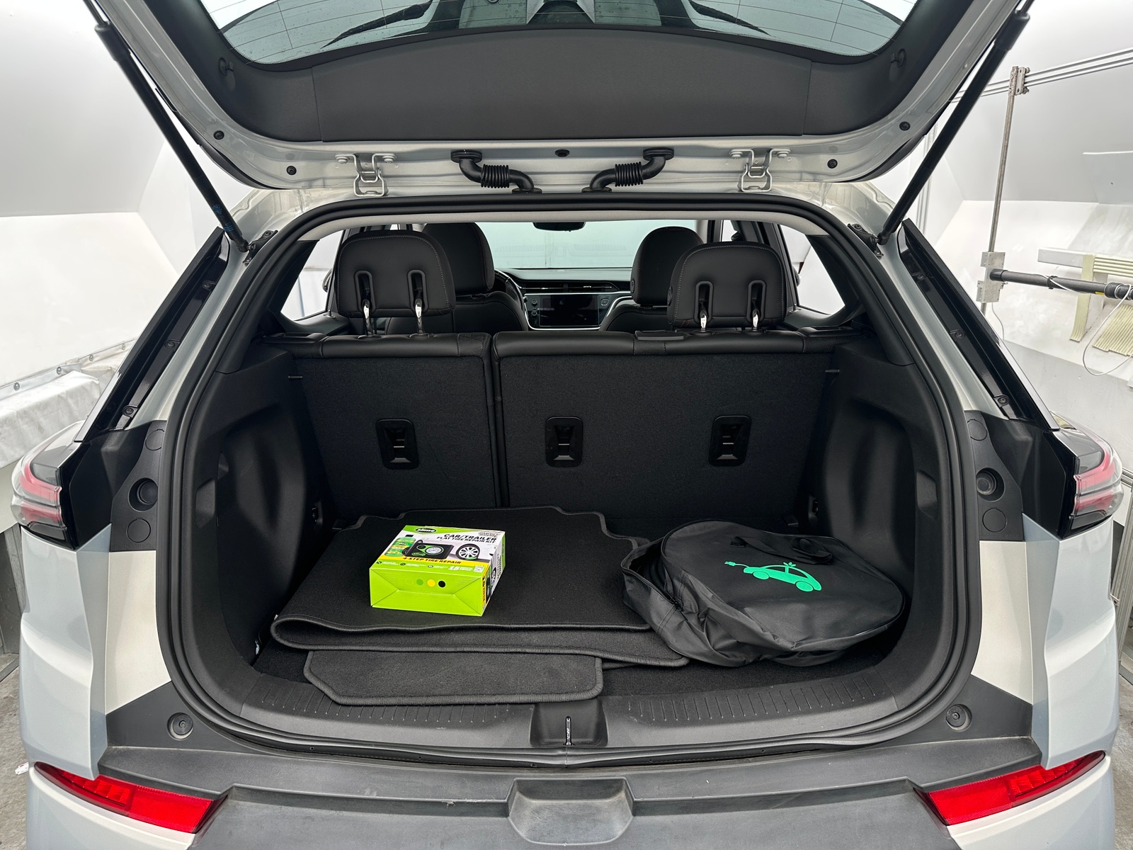 Thumbnail: 2023 Chevrolet Bolt EUV - 6