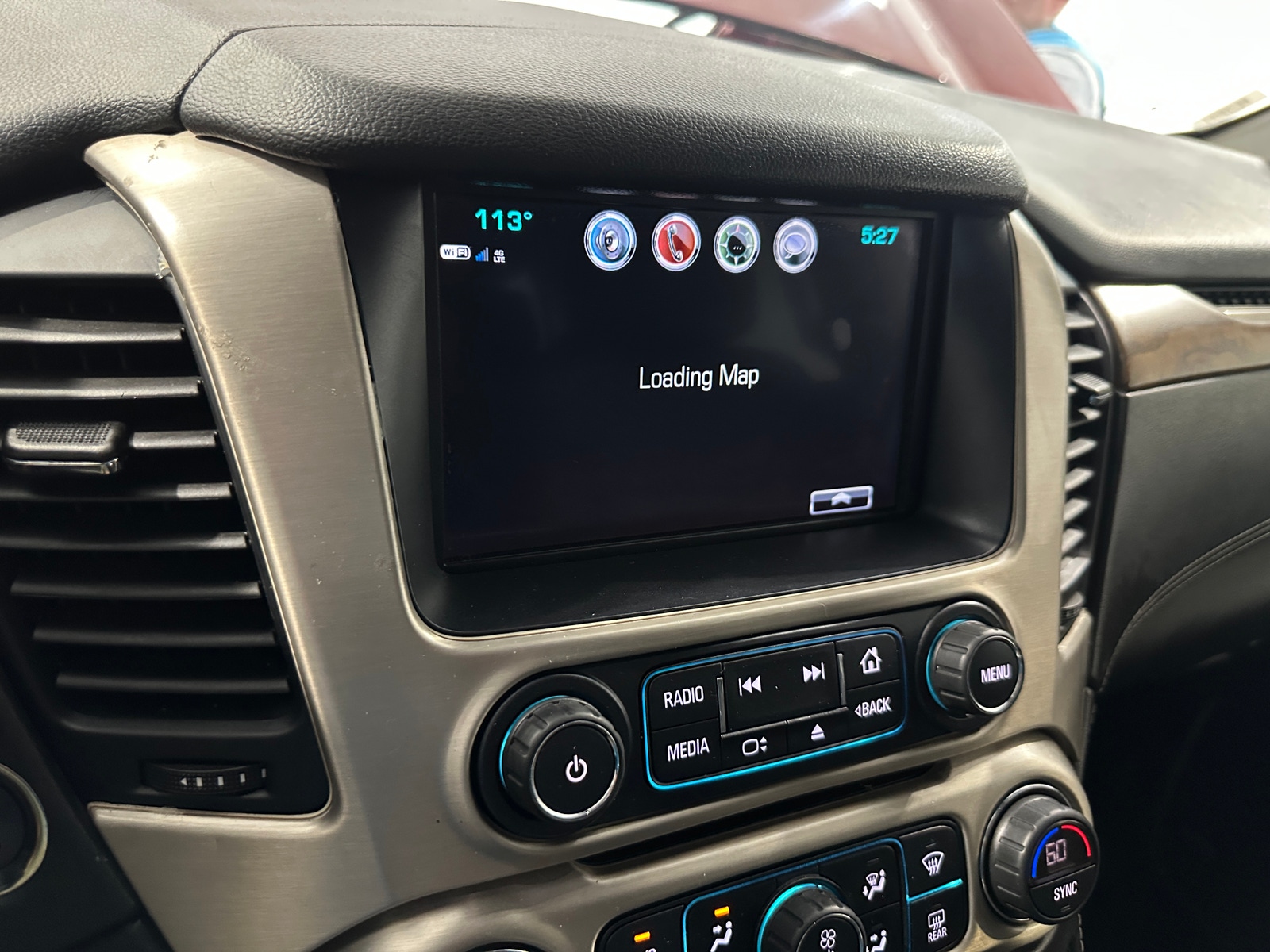 Thumbnail: 2020 GMC Yukon XL - 3