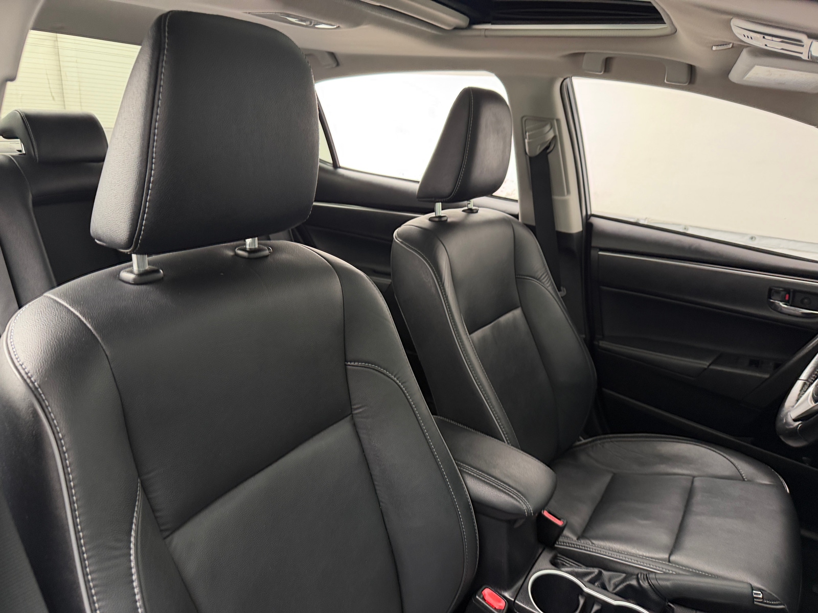 Thumbnail: 2019 Toyota Corolla - 2
