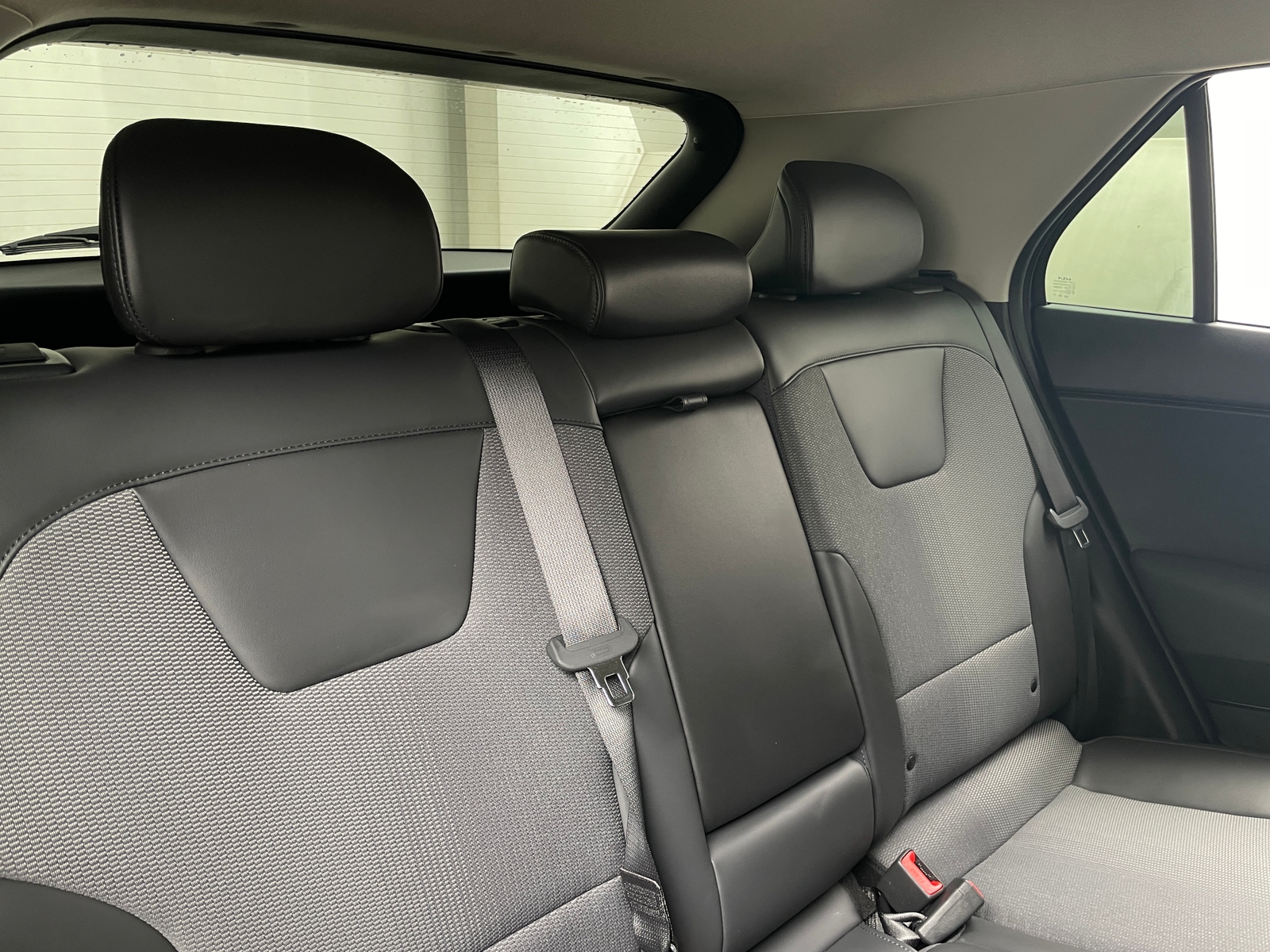 Thumbnail: 2024 Kia Niro - 5