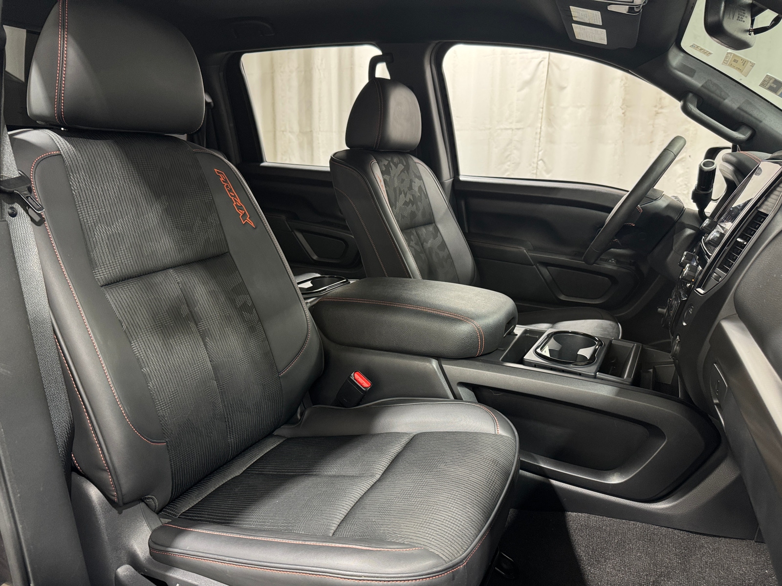 Thumbnail: 2021 Nissan Titan - 2