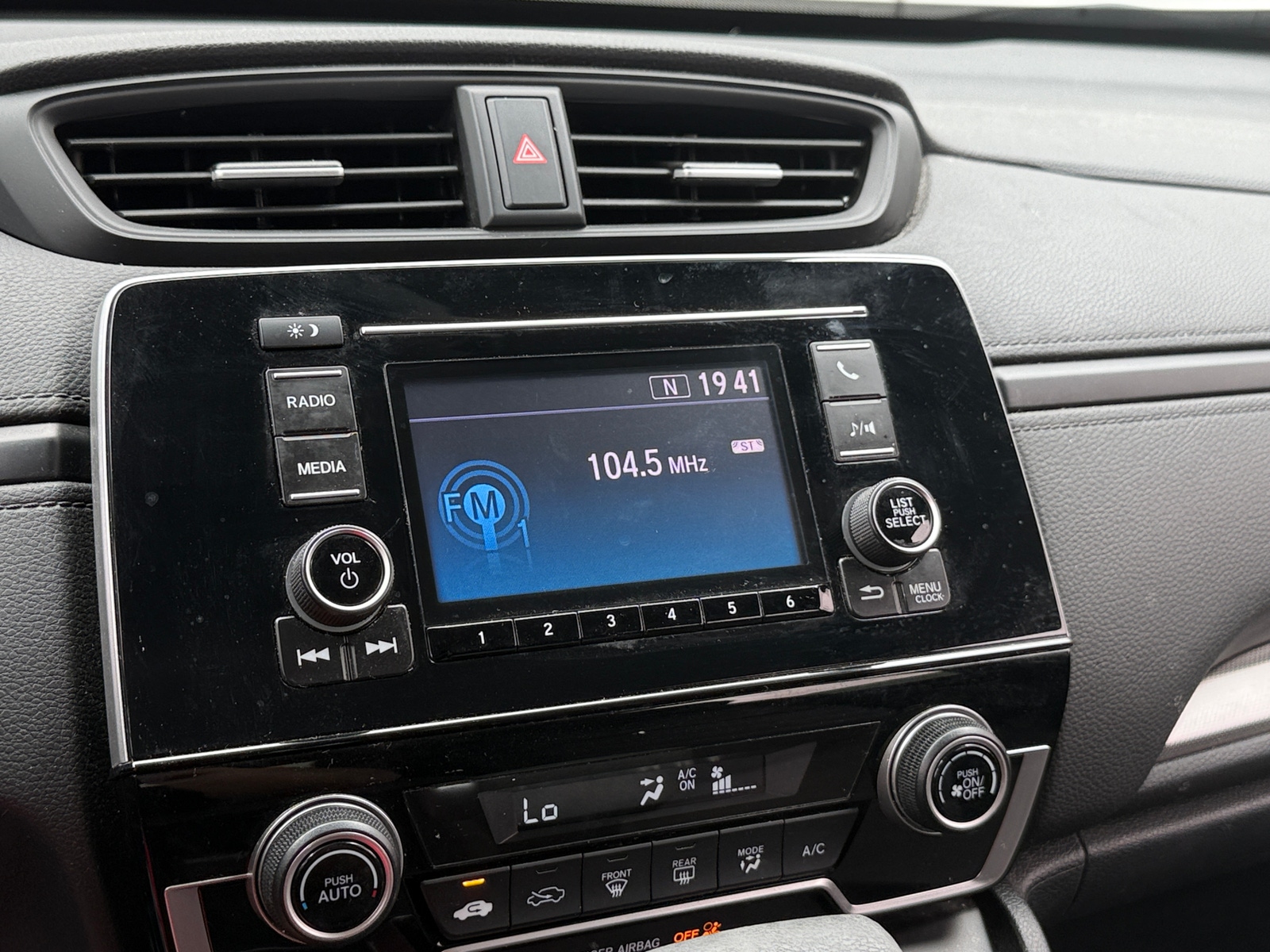 Thumbnail: 2019 Honda CR-V - 4