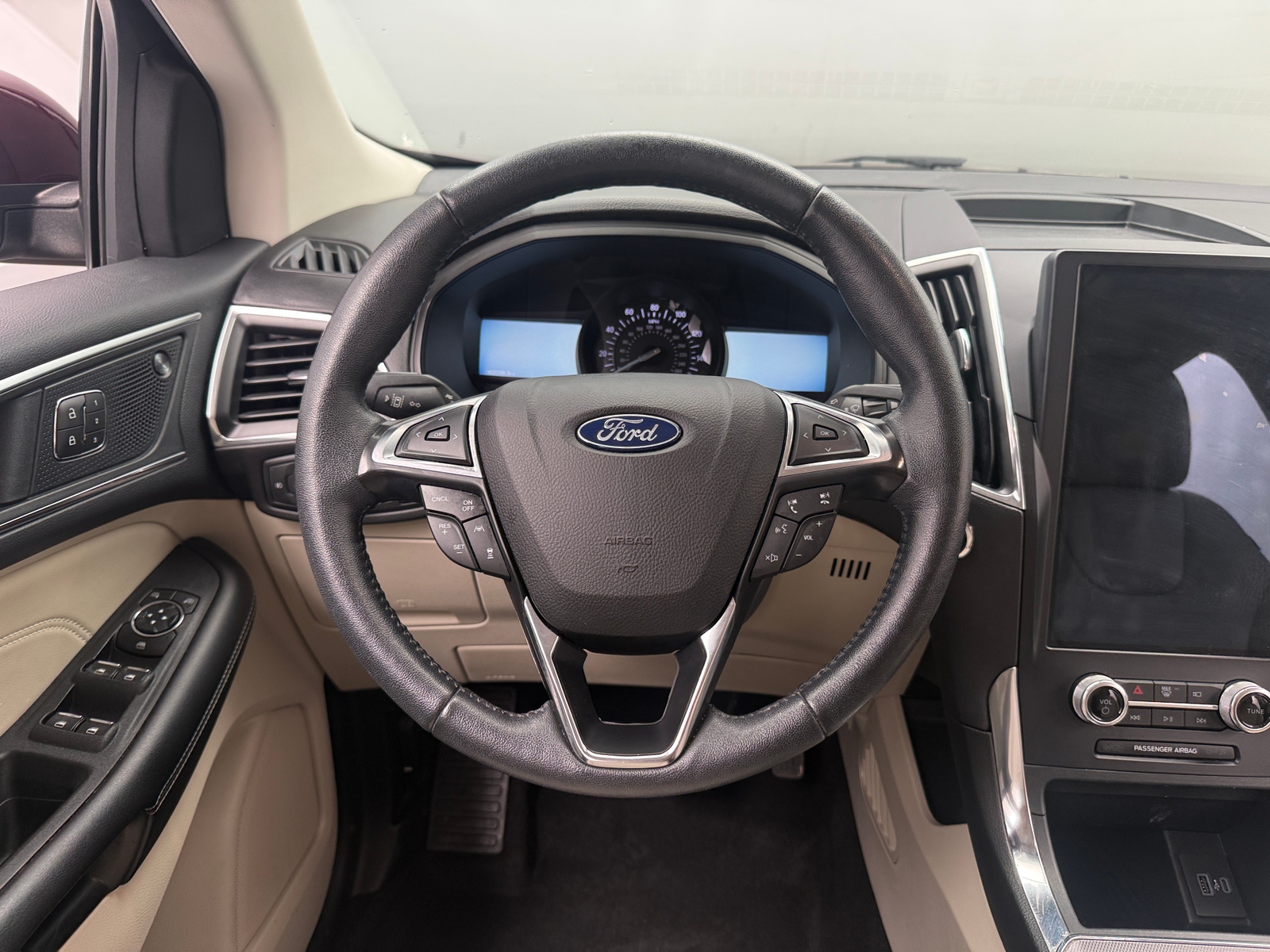 Thumbnail: 2022 Ford Edge - 4
