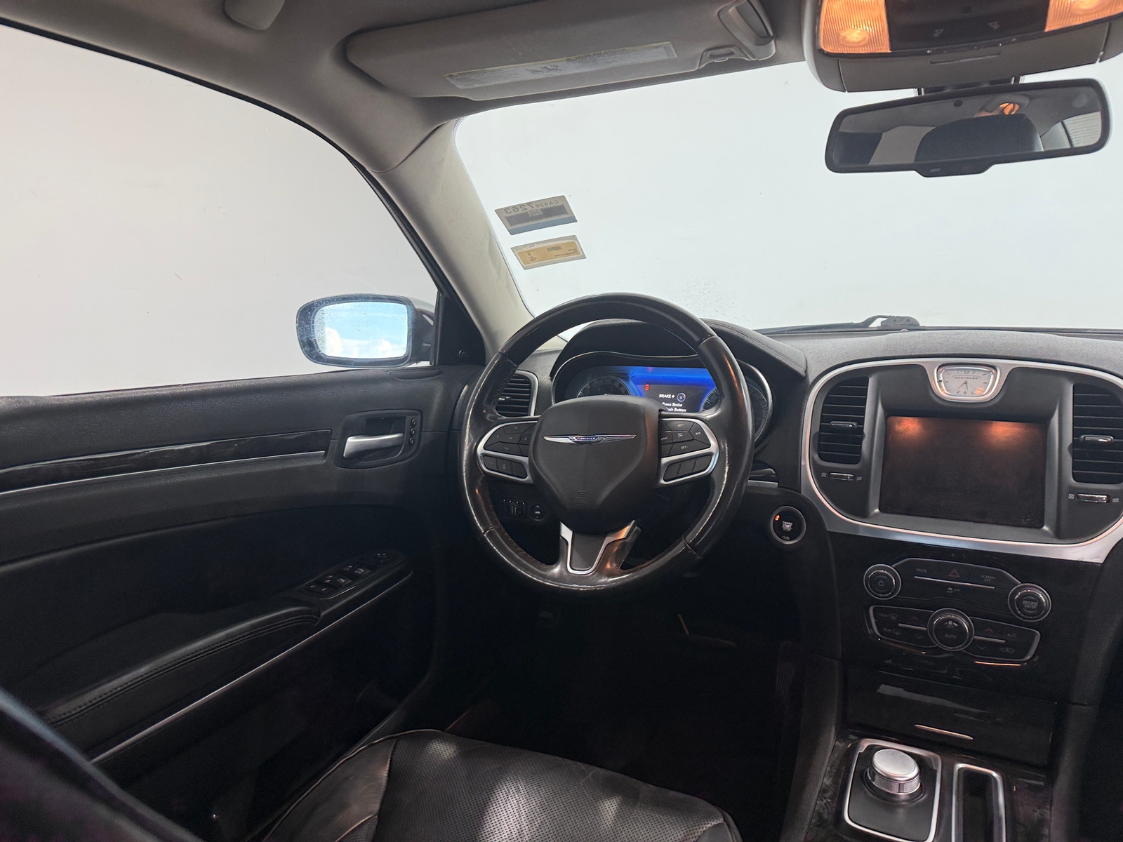 Thumbnail: 2020 Chrysler 300 - 4