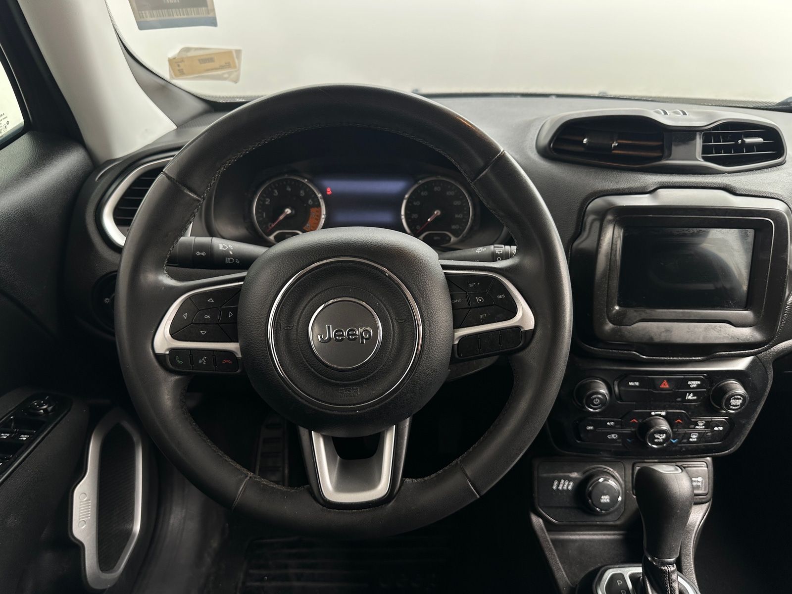 Thumbnail: 2021 Jeep Renegade - 5