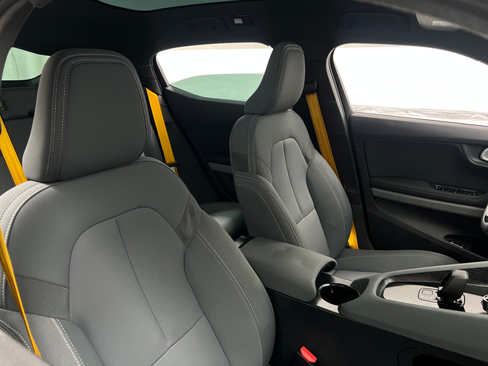 Thumbnail: 2022 Polestar 2 - 2