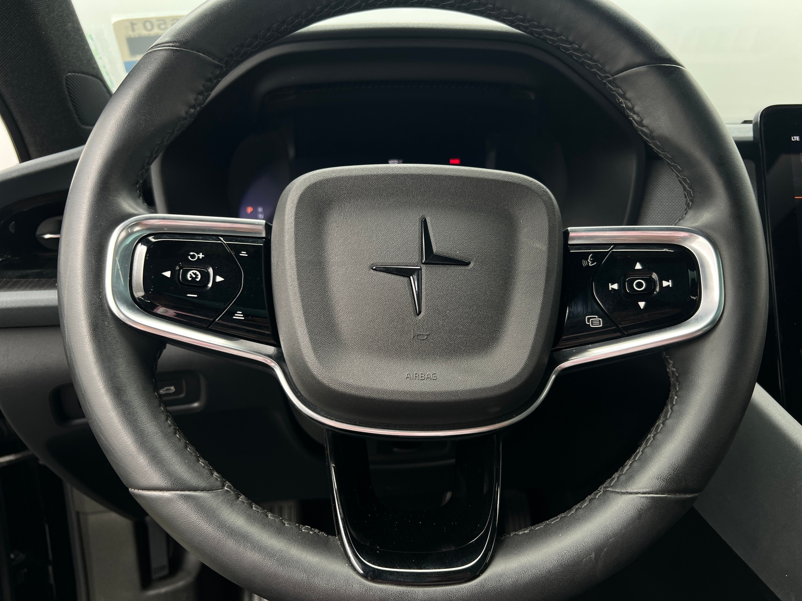 Thumbnail: 2022 Polestar 2 - 5
