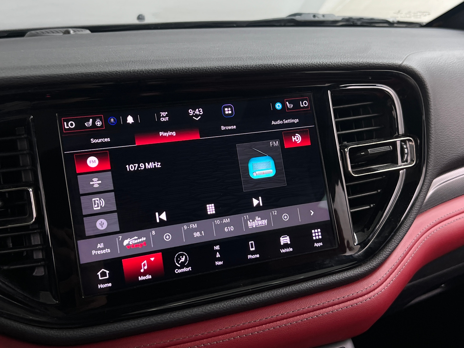 Thumbnail: 2021 Dodge Durango - 3