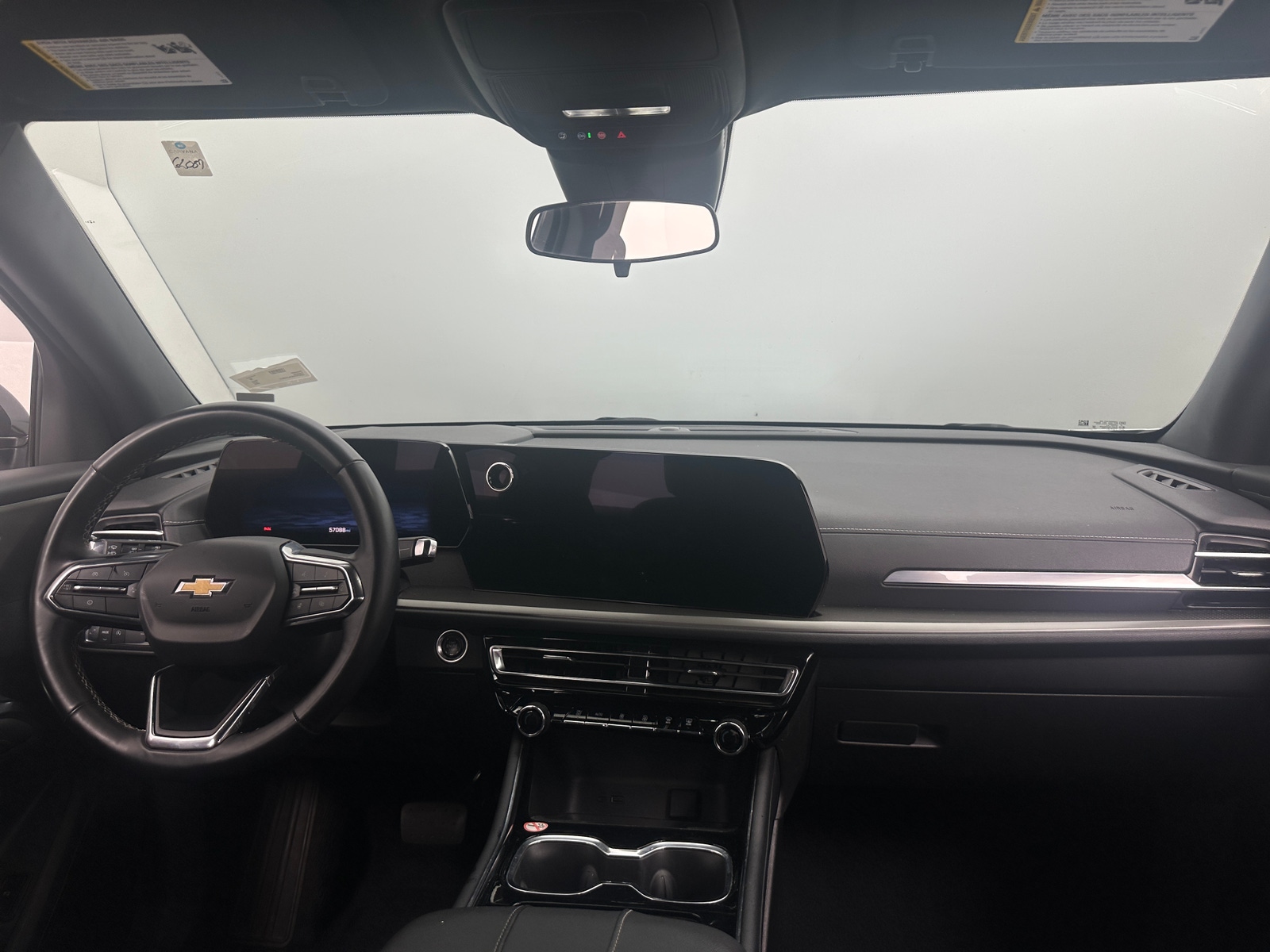 Thumbnail: 2025 Chevrolet Traverse - 2