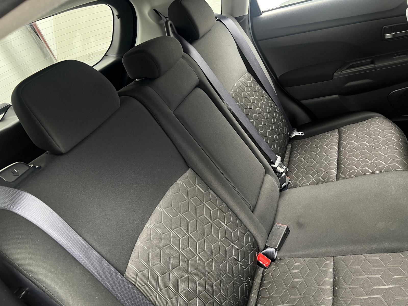 Thumbnail: 2024 Mitsubishi Outlander Sport - 6