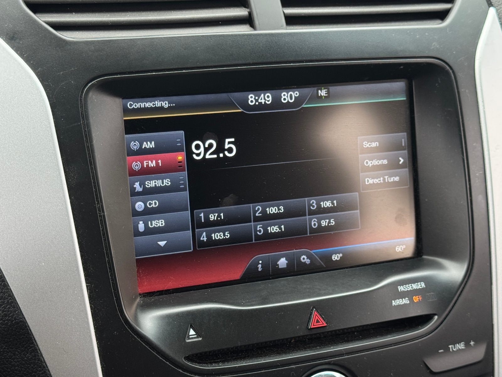 Thumbnail: 2015 Ford Explorer - 3
